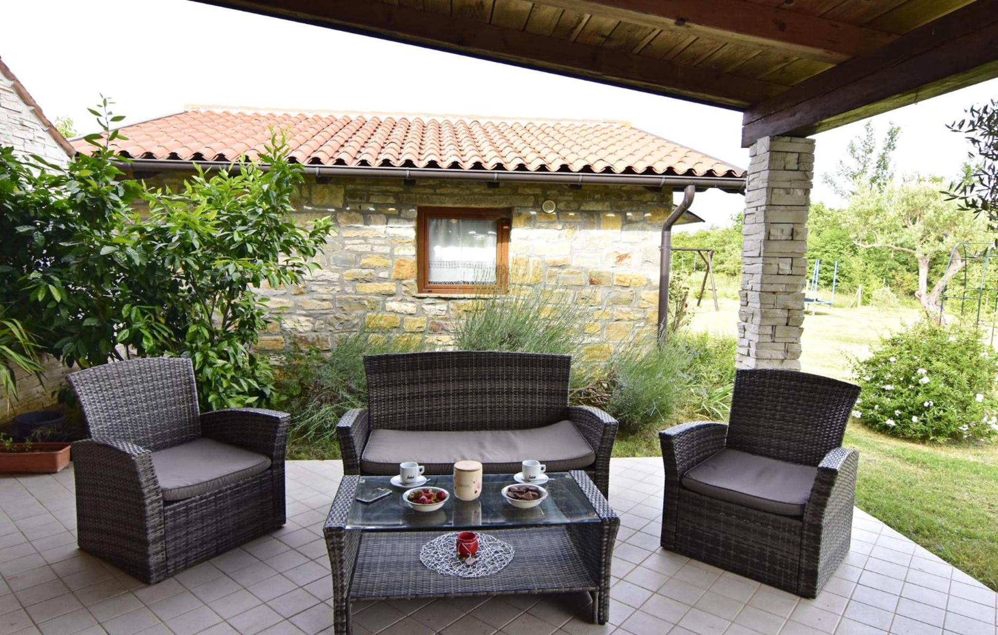 Villa with private pool and garden retreat