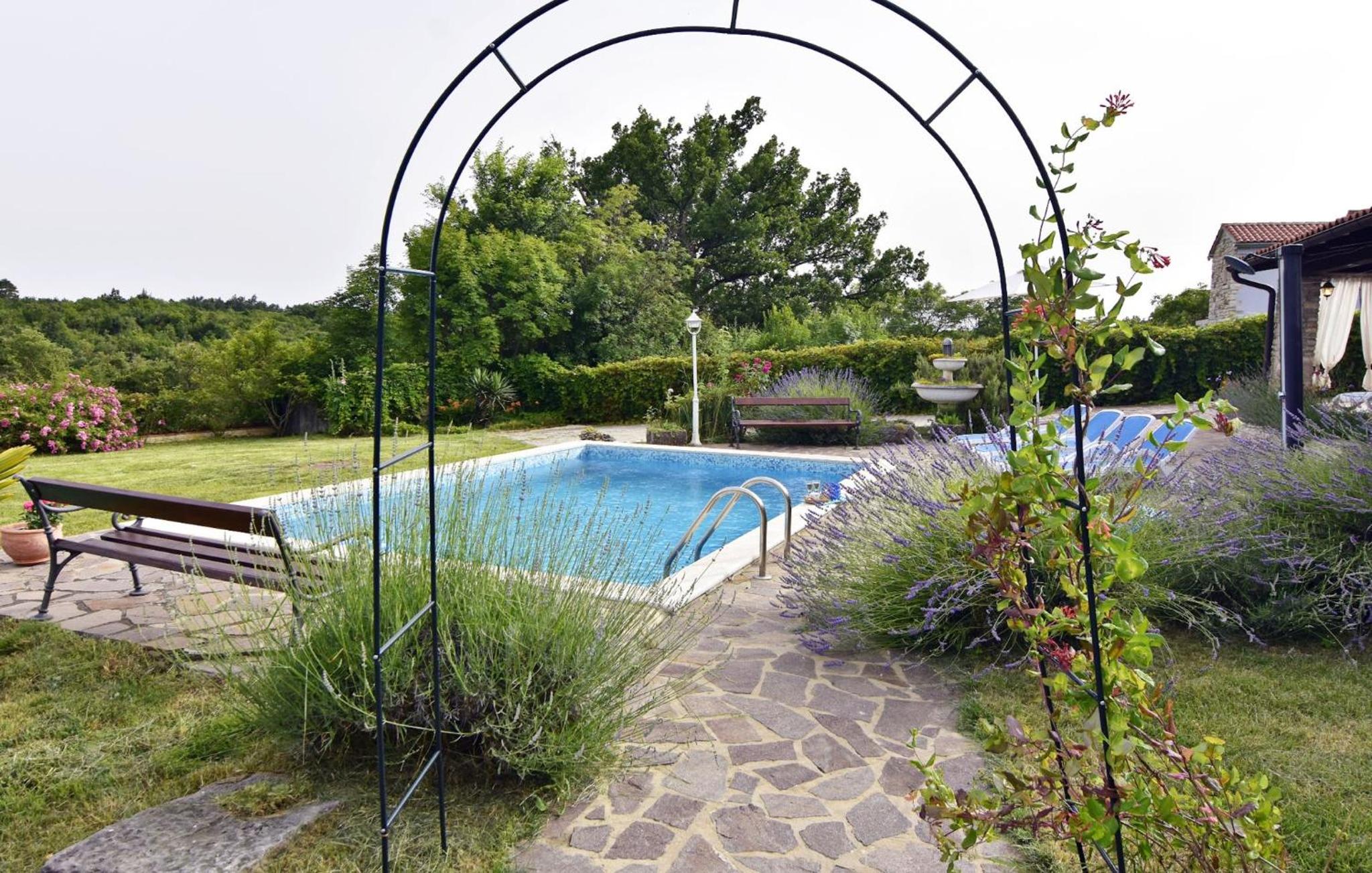 Villa with private pool and garden retreat