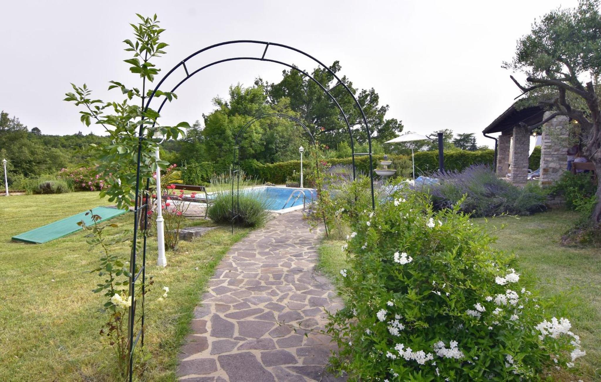Villa with private pool and garden retreat