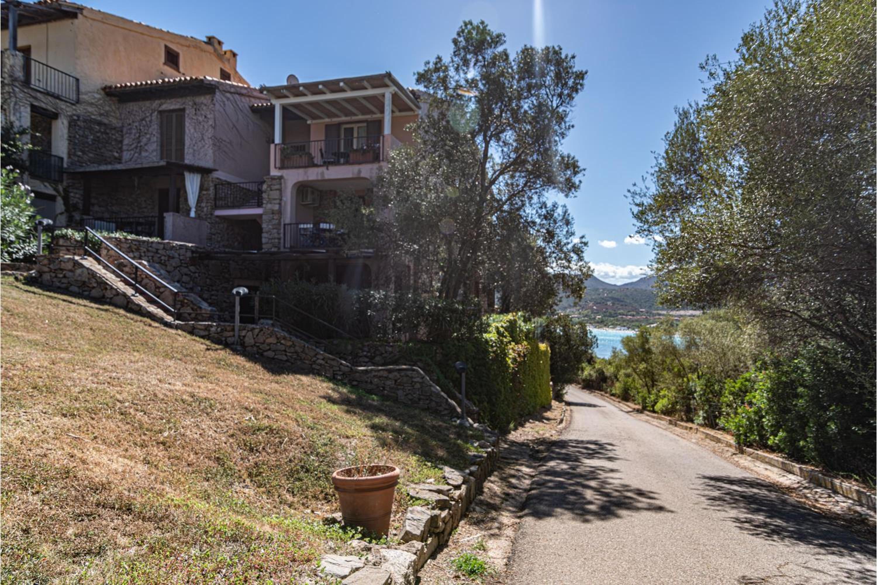 Vacanze Da Giuly With Shared Pool - Happy Rentals