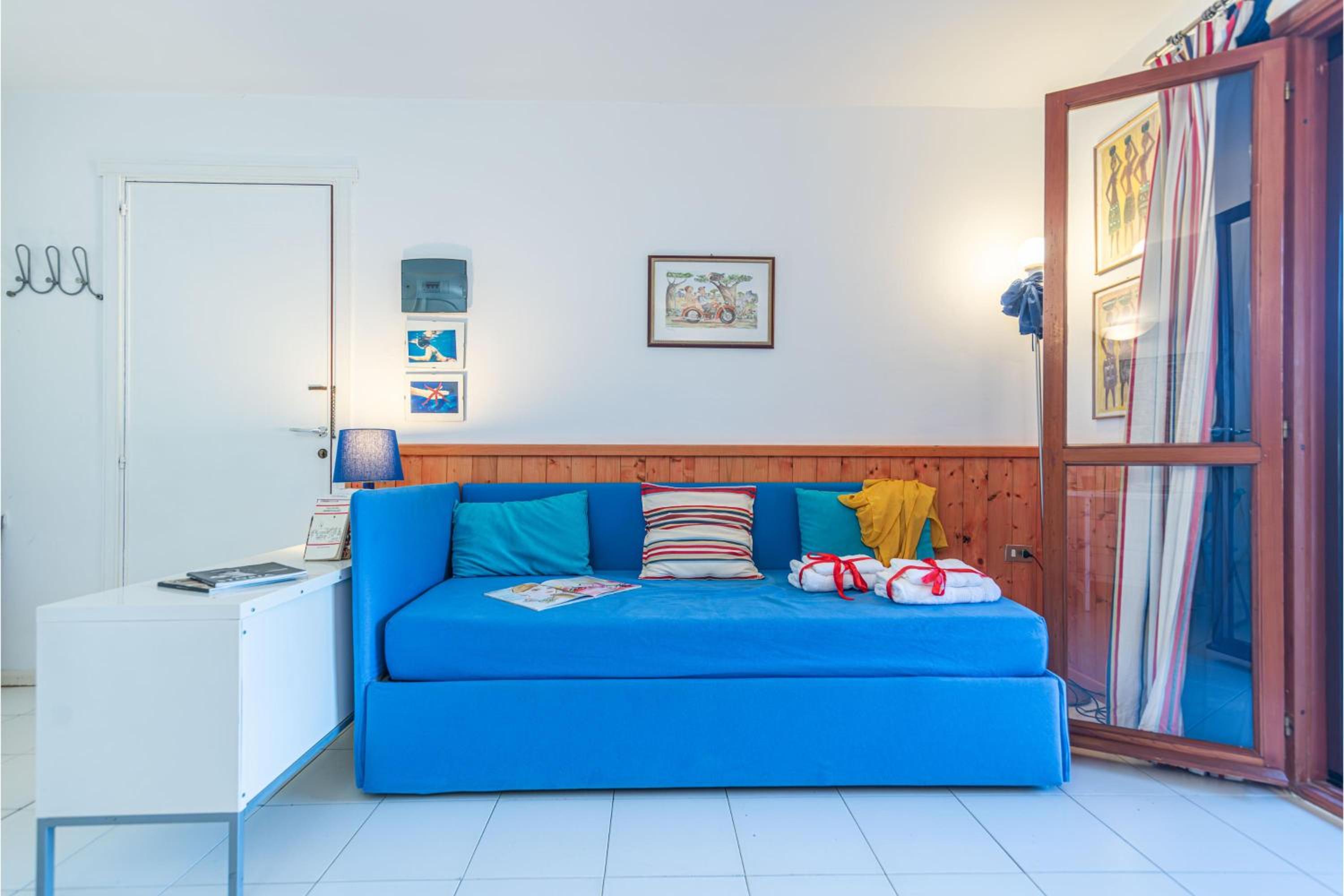 Vacanze Da Giuly With Shared Pool - Happy Rentals