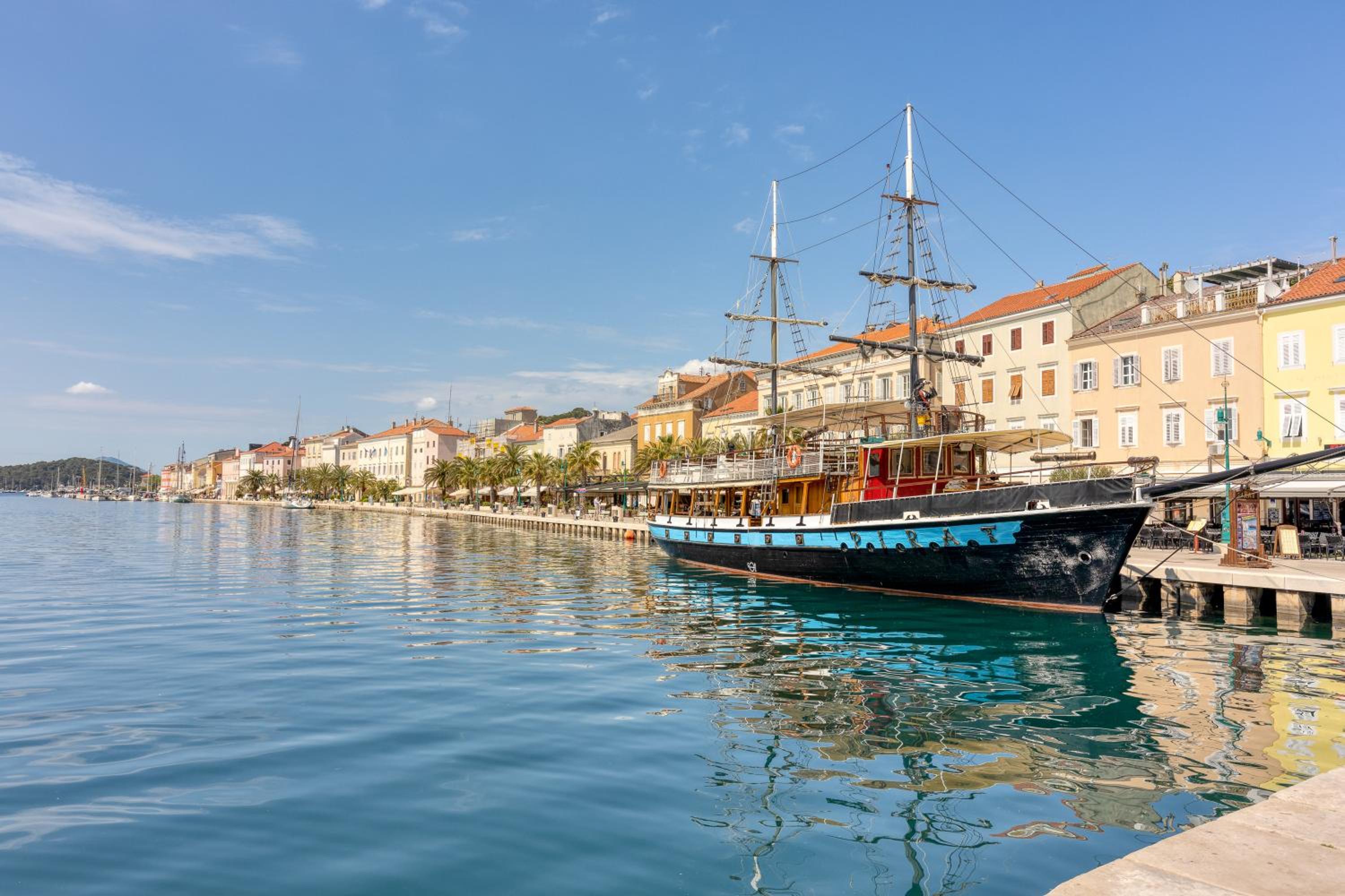 Valdarke Vittorio Apartment - Happy Rentals