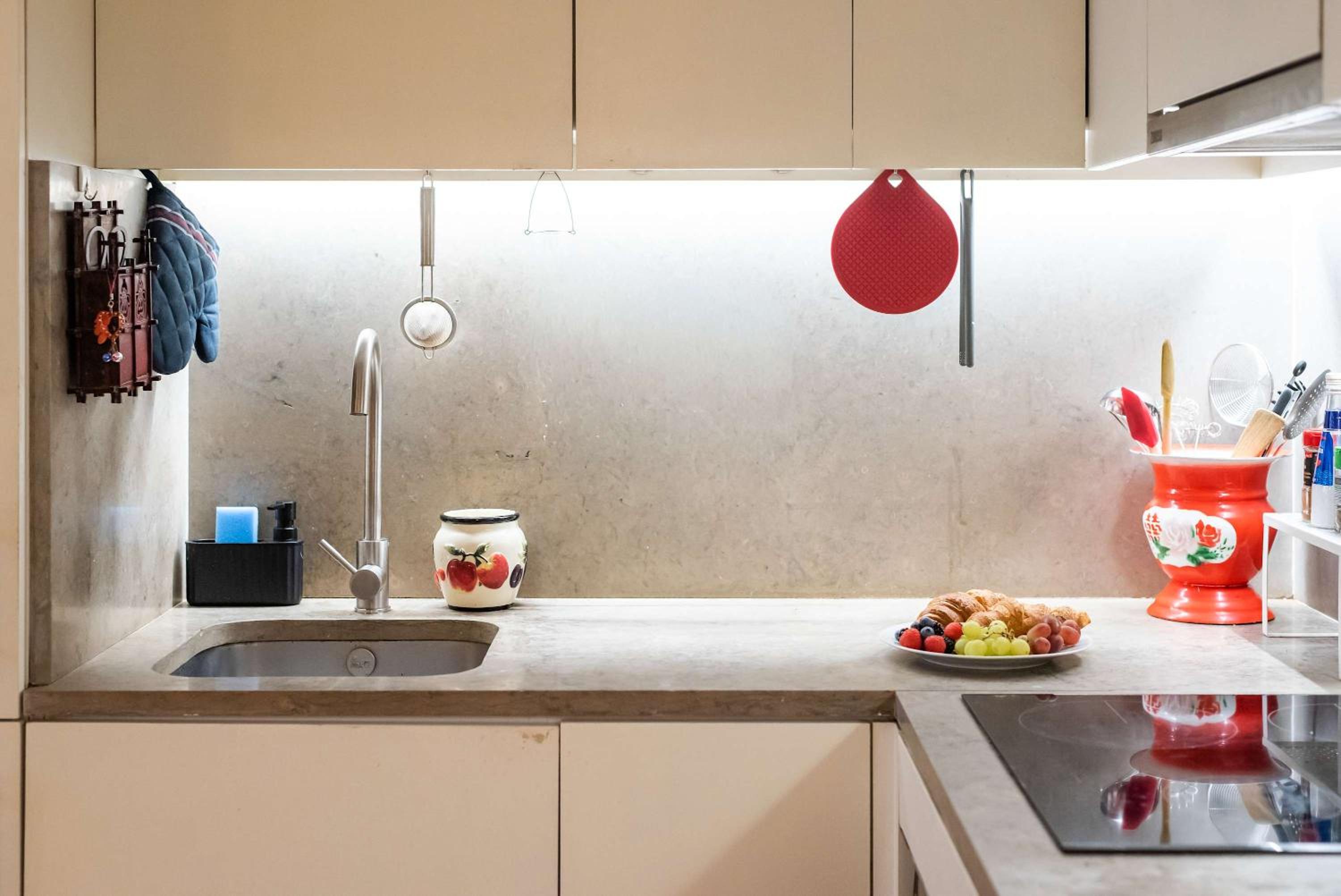 Stylish Apartment near Timeout Market