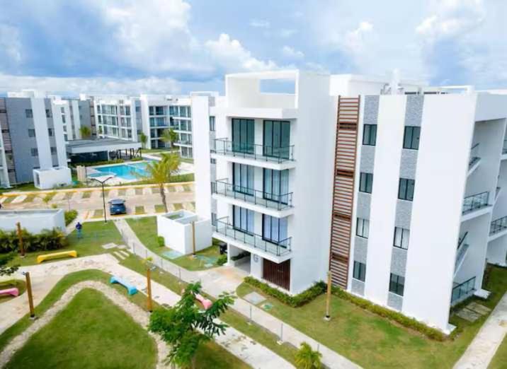 NOK Elegant 2BR Apt by Vistacana