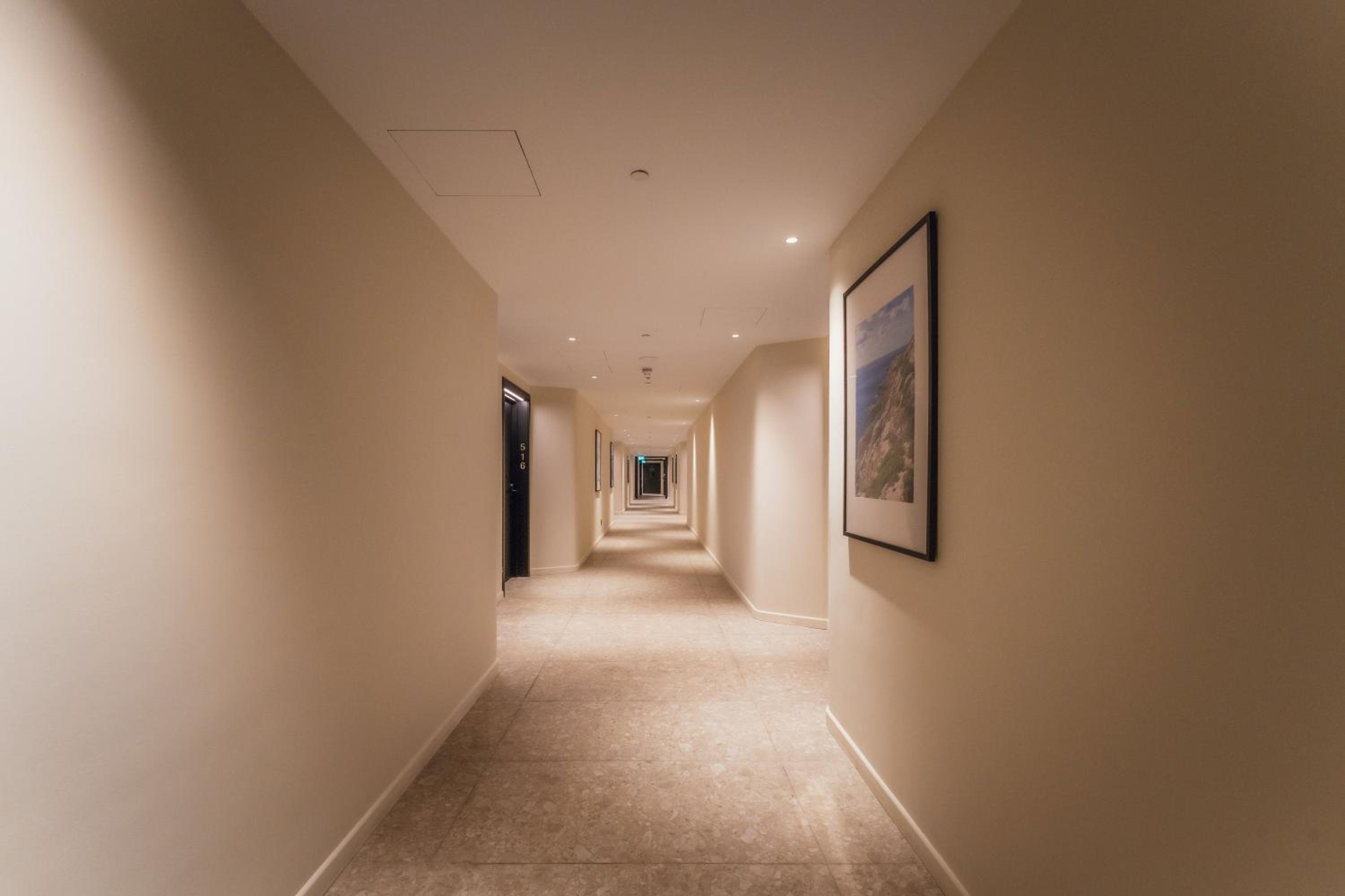Official Mercury Suites With Rooftop Pool Access photo 4