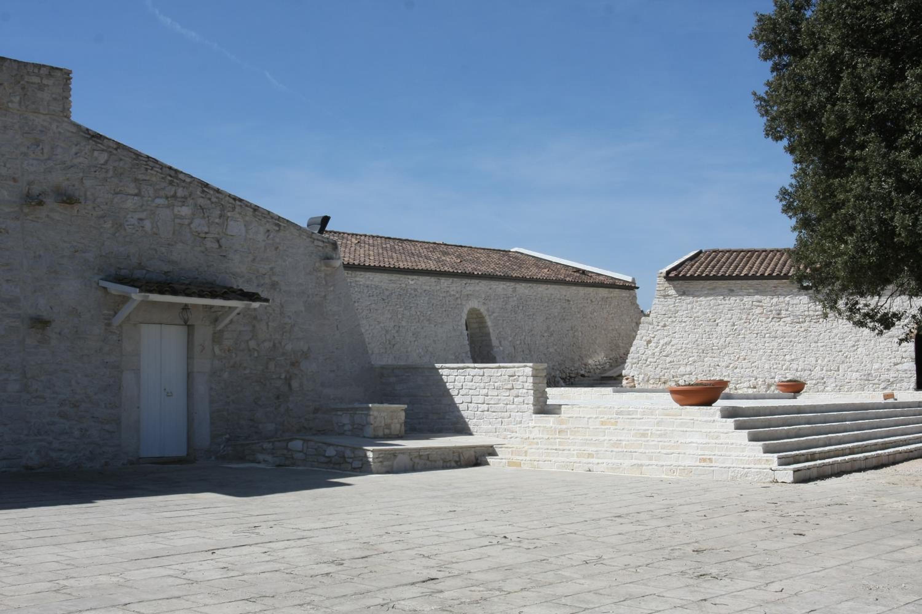 Masseria Torre Di Nebbia
