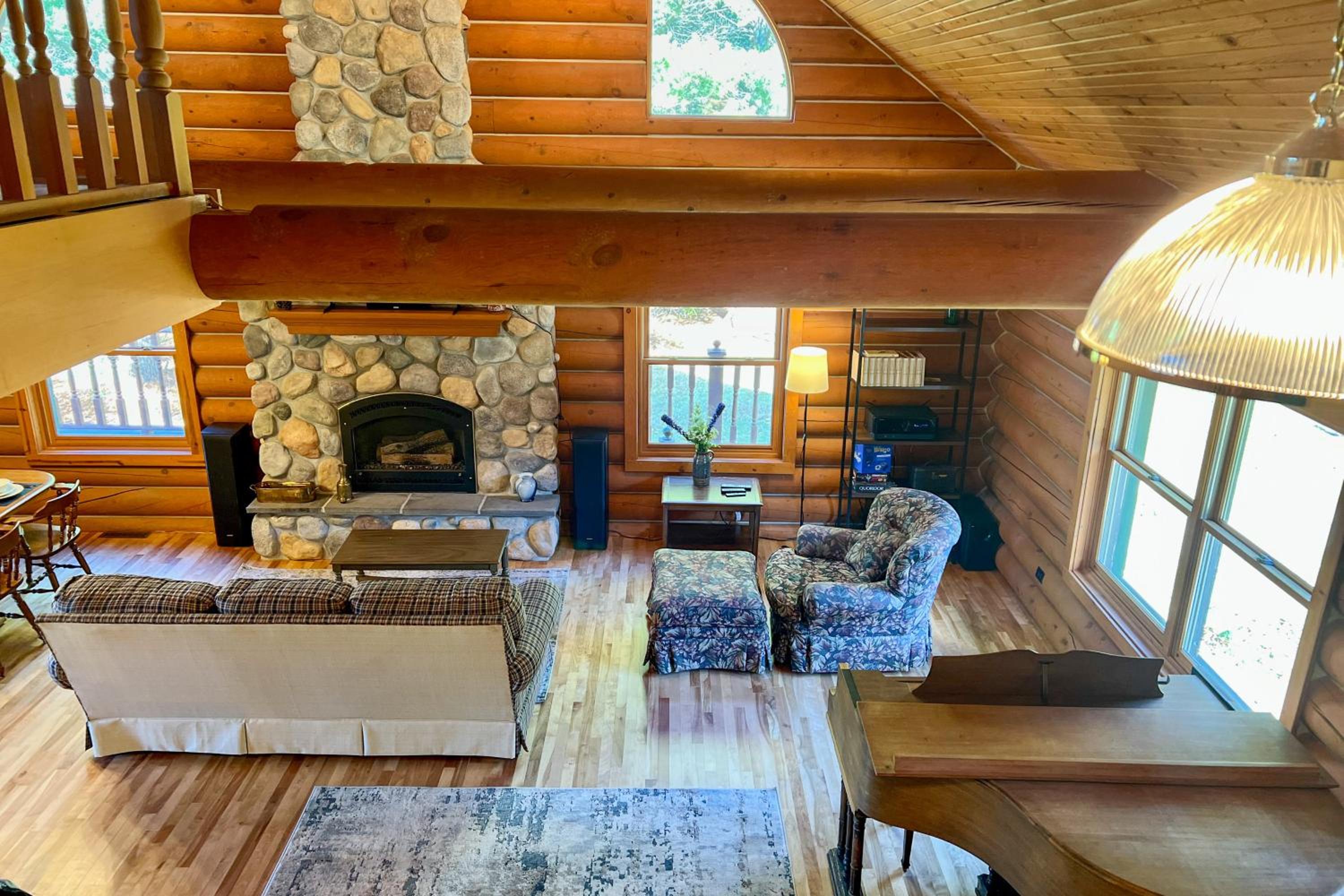 Trail Access! Up North Family Cabin Near Lake
