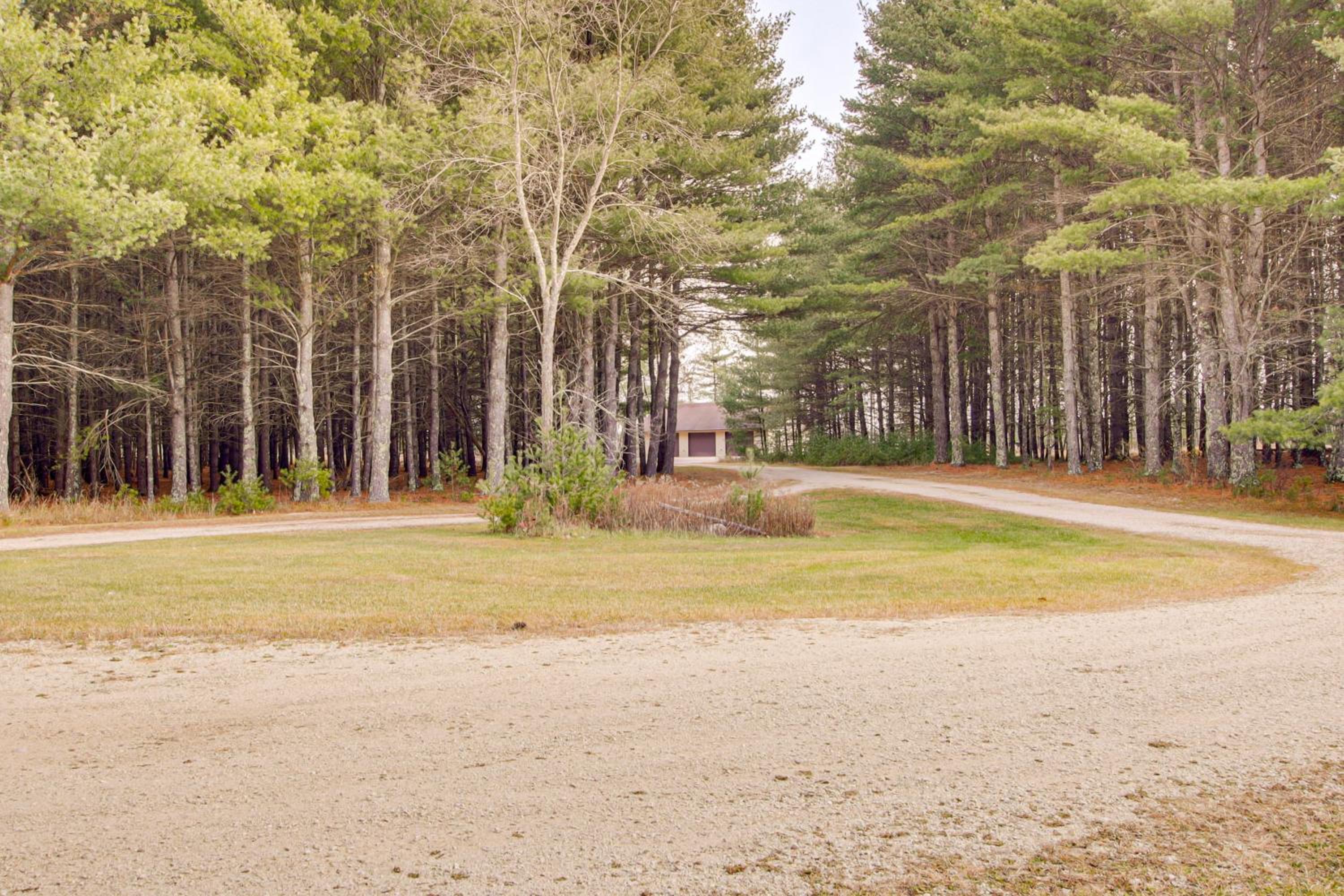 Trail Access! Up North Family Cabin Near Lake