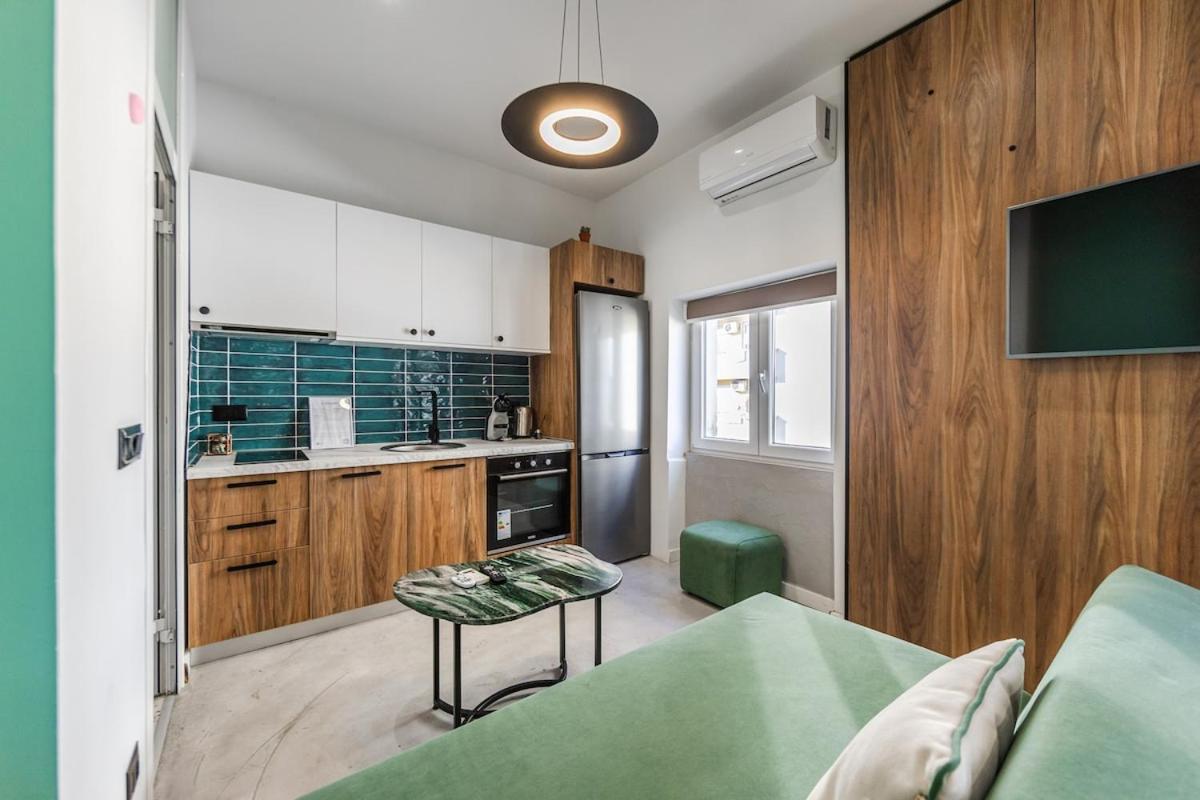 Warm Corner Studio Central Comfort by PikHost