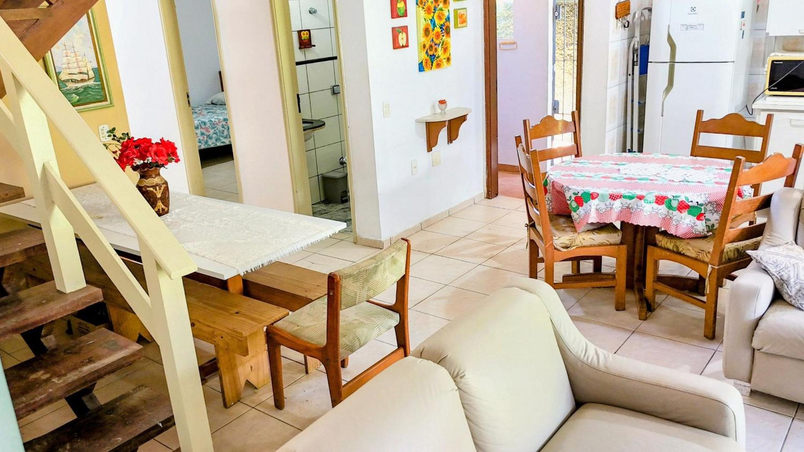 Casa a 200m da Praia com Piscina Privativa e Churrasqueira em Boraceia