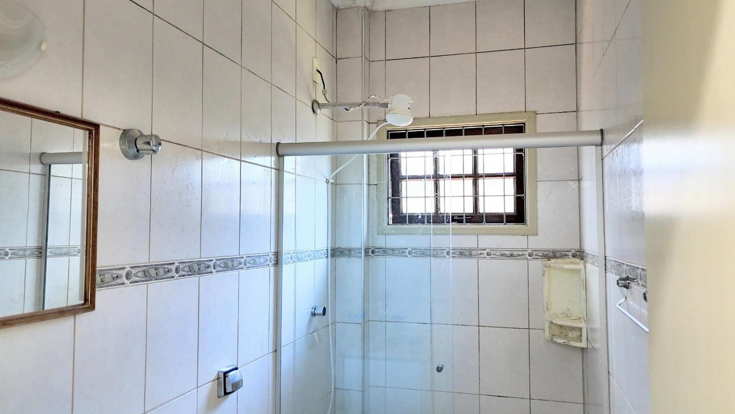 Casa a 200m da Praia com Piscina Privativa e Churrasqueira em Boraceia