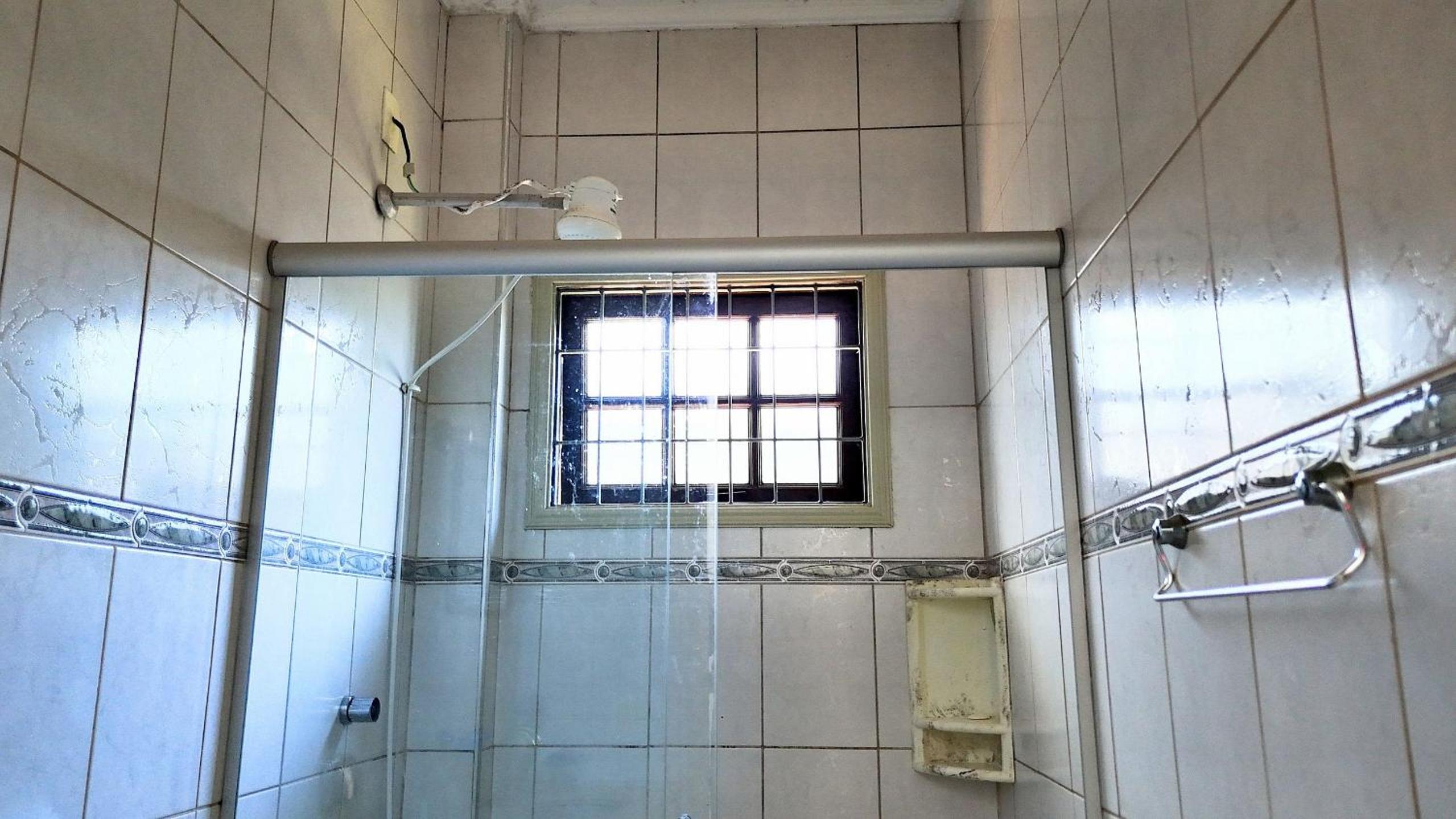 Casa a 200m da Praia com Piscina Privativa e Churrasqueira em Boraceia