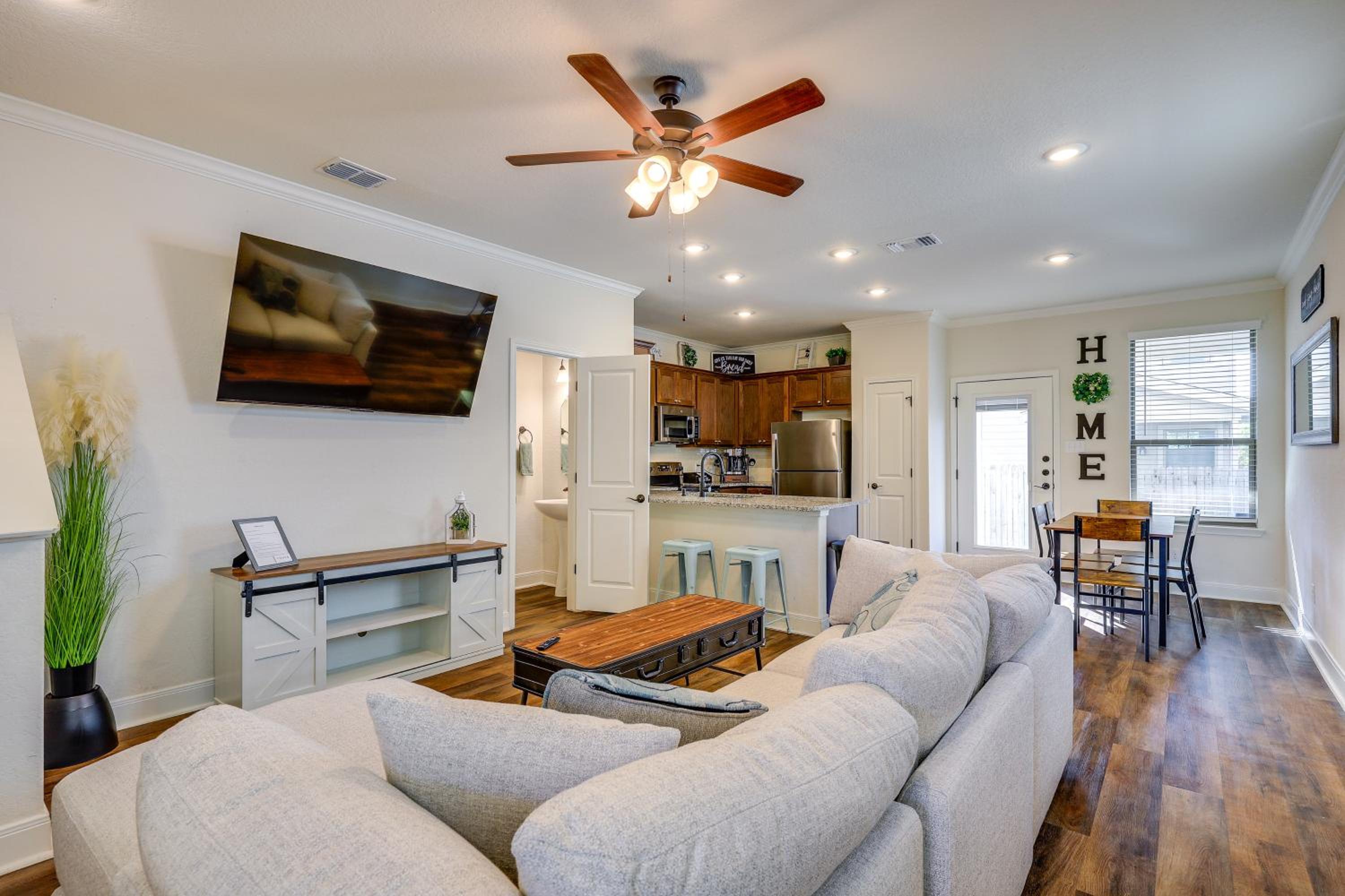 Shop, Dine and Explore San Antonio Family Retreat!