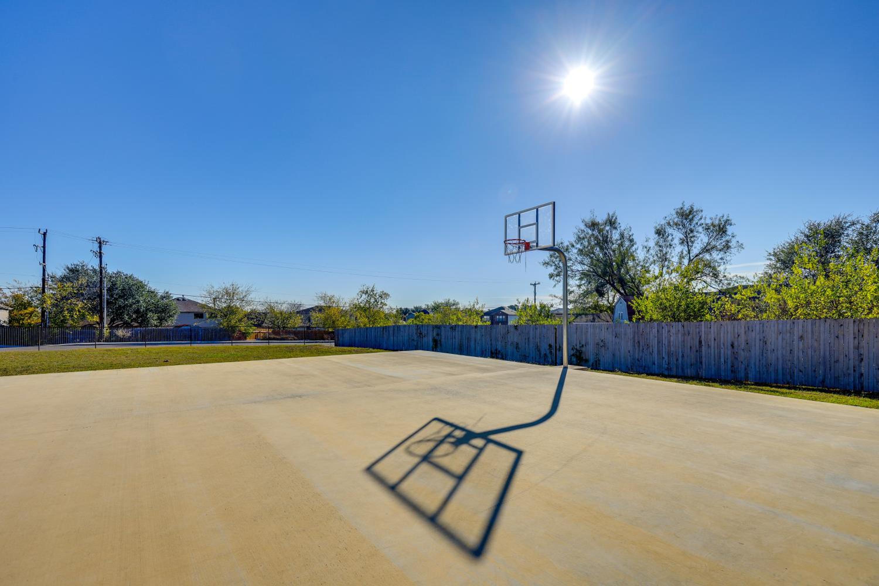 Shop, Dine and Explore San Antonio Family Retreat!
