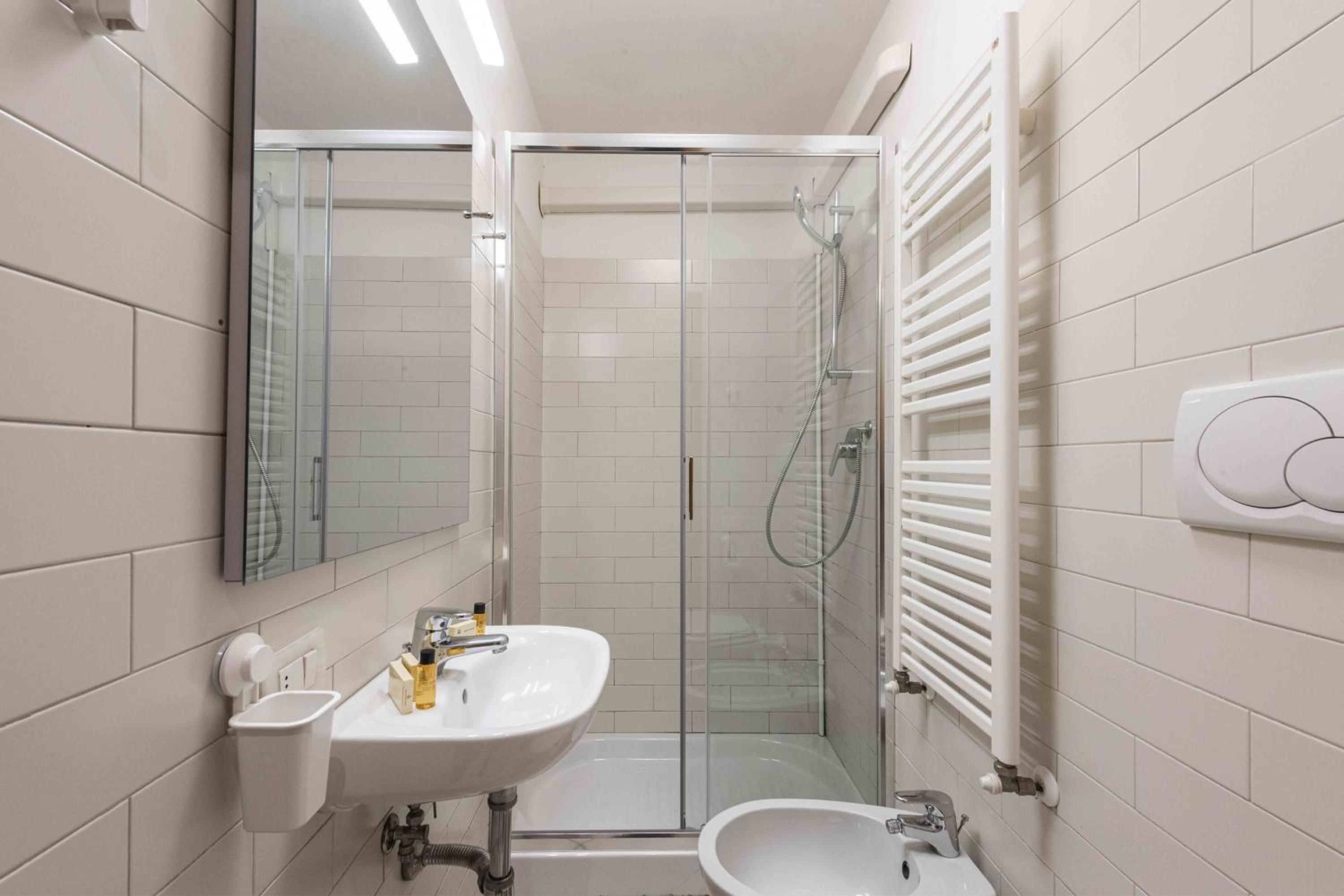 Ariento Apartments By MMega