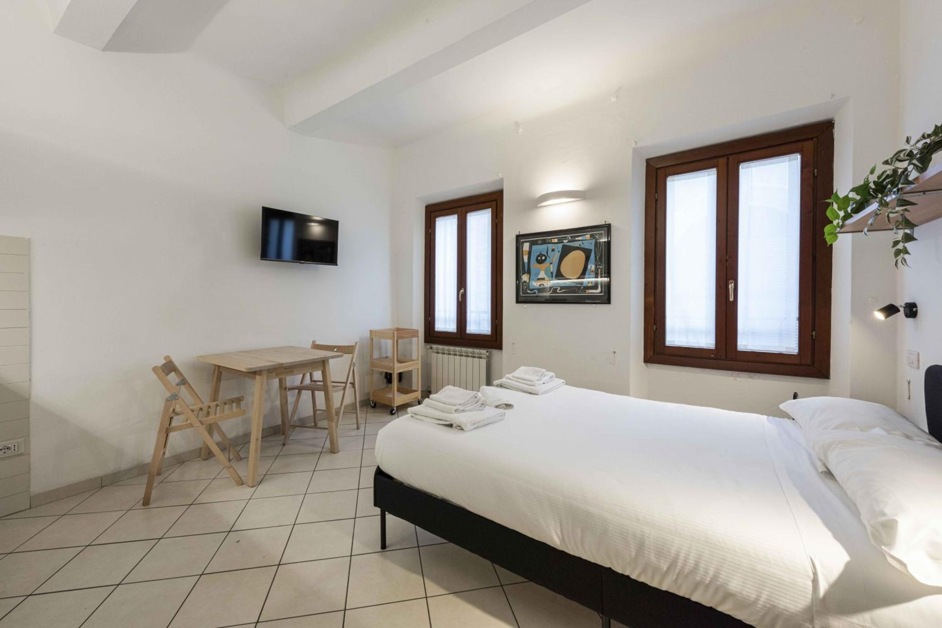 Ariento Apartments By MMega