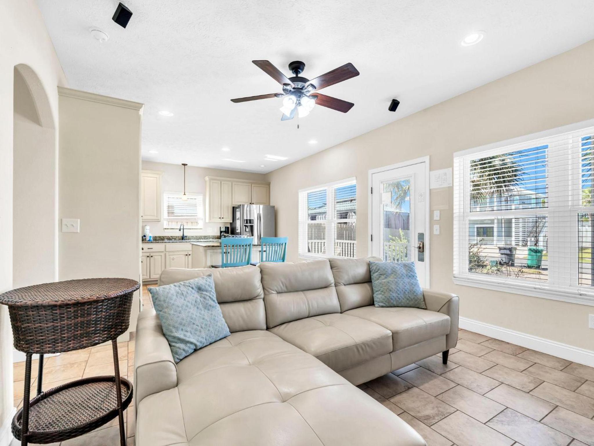 2 Palms B