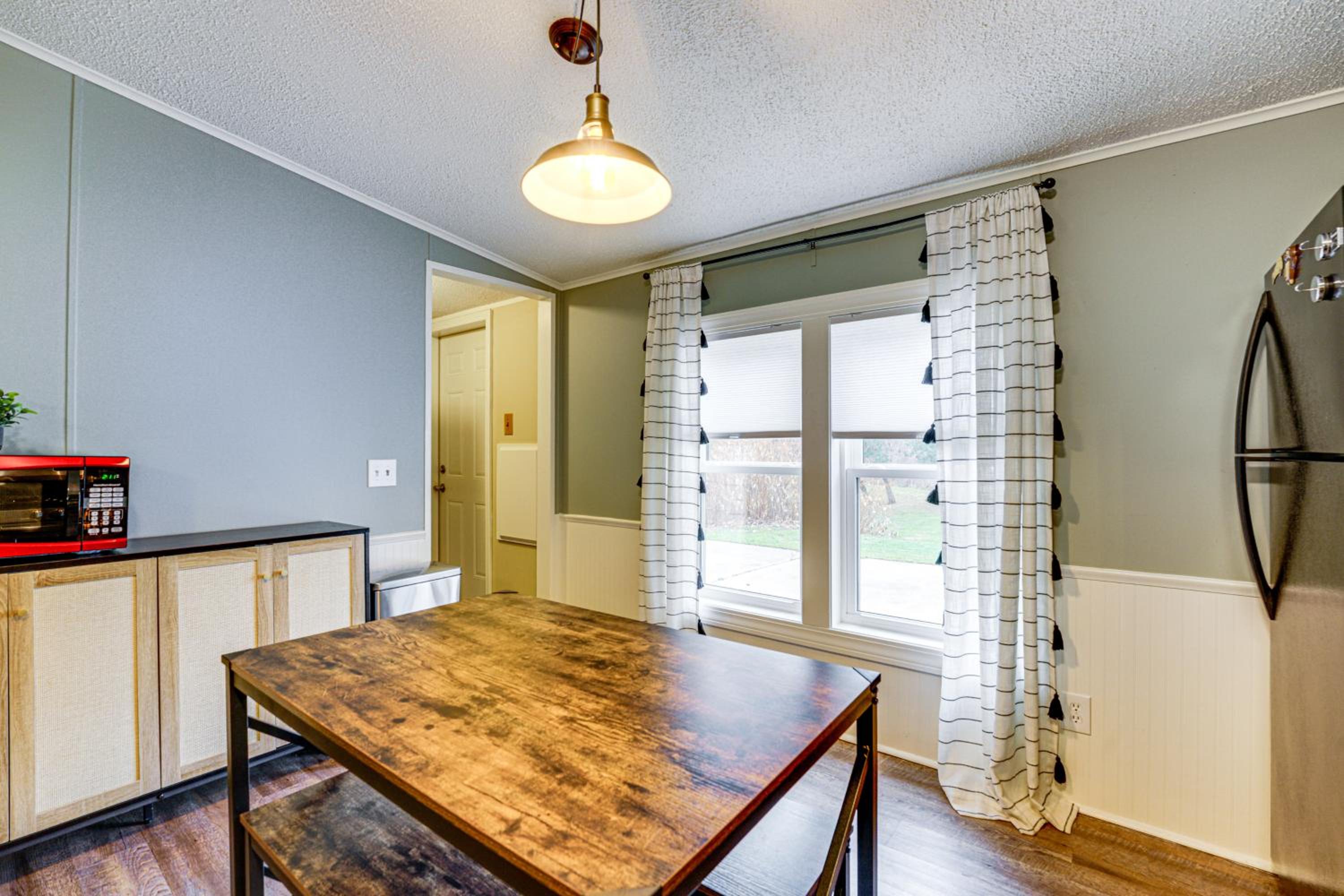 6 Mi to State Harbor! Stylish Port Austin Home