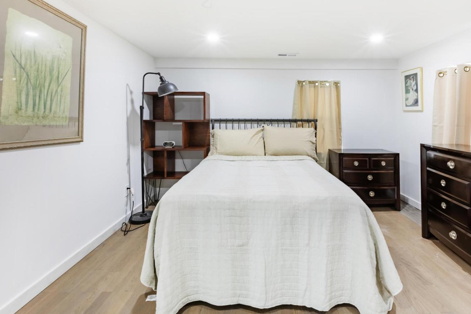 Orange NJ 2BR Duplex | Walk to Train + 2BA