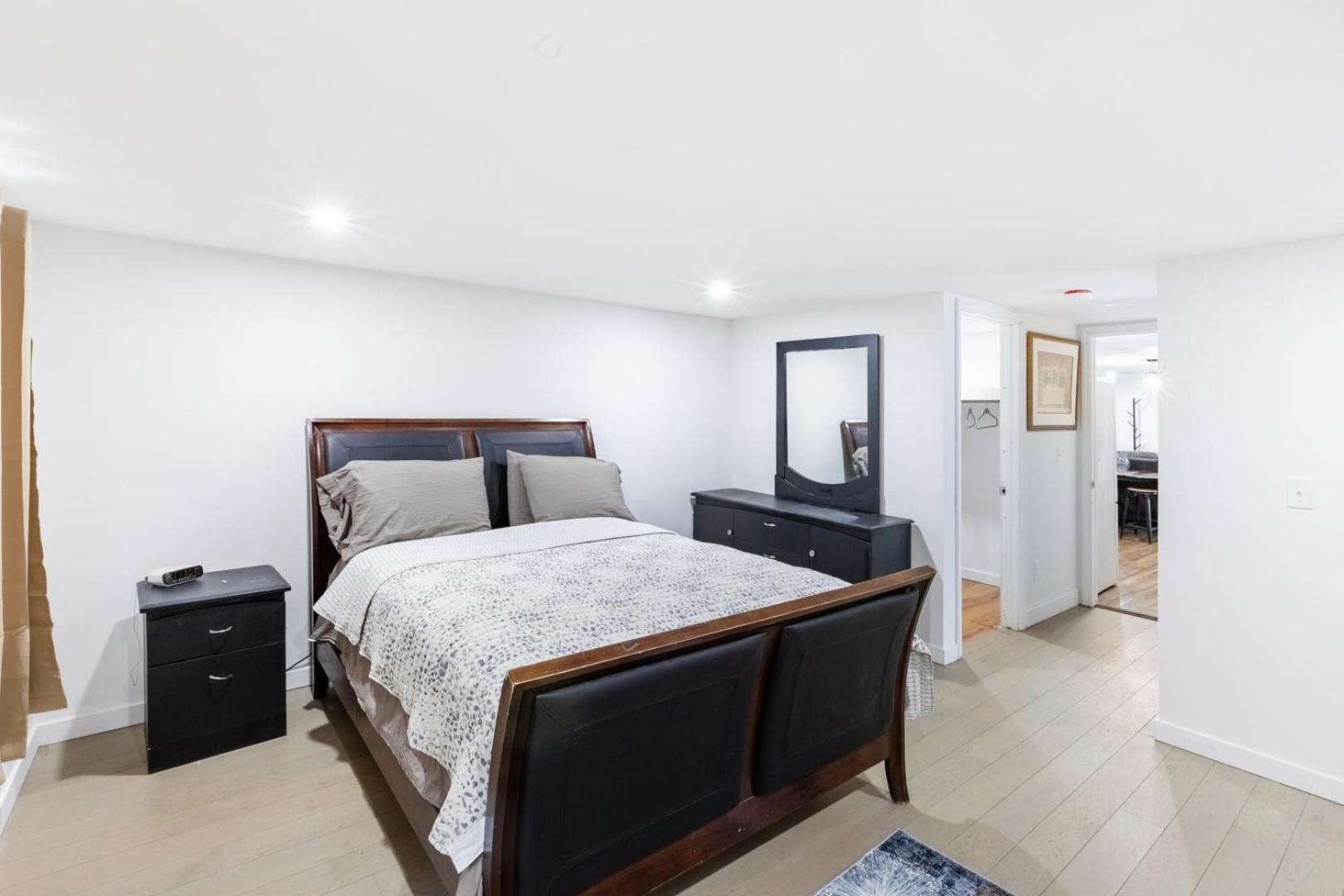 Orange NJ 2BR Duplex | Walk to Train + 2BA