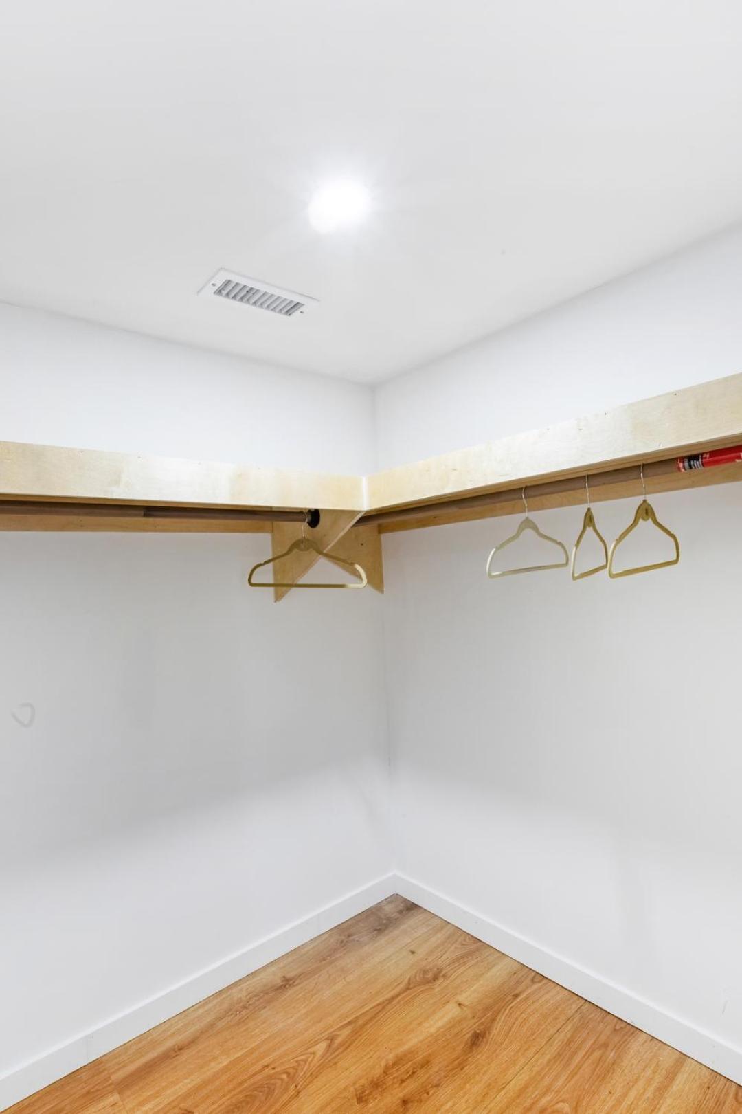 Orange NJ 2BR Duplex | Walk to Train + 2BA