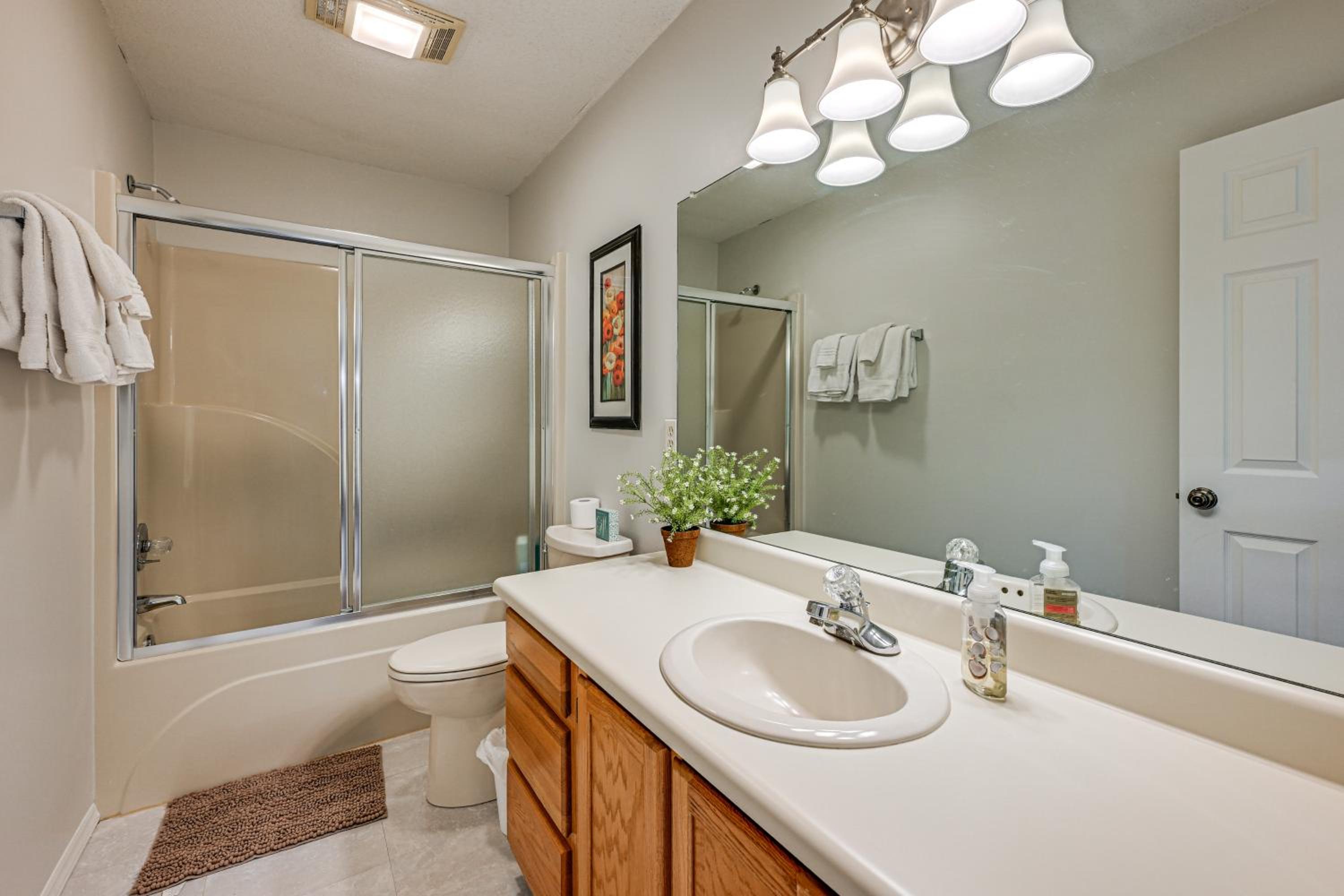 Golf Course and Mtn Views Franklin Family Condo