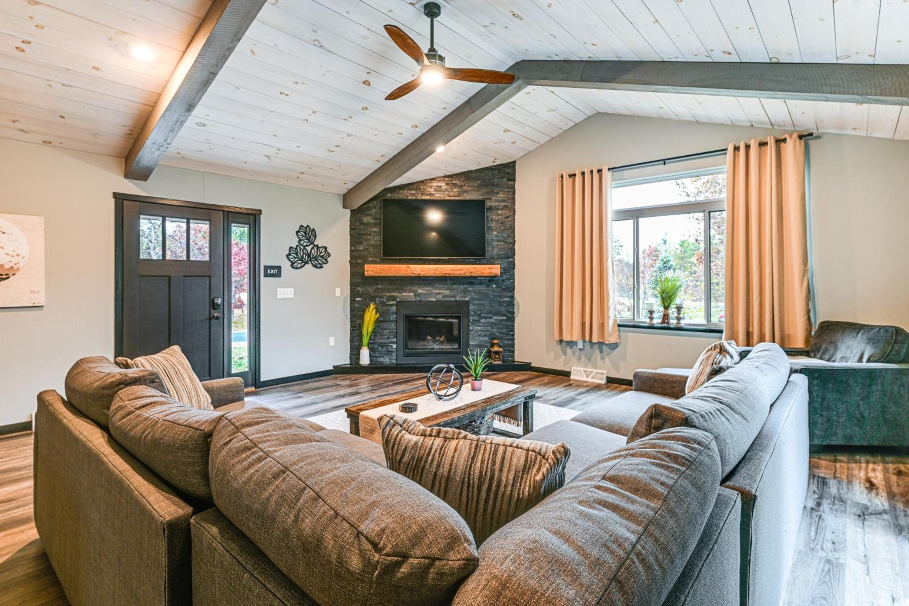 3 Mi to Sand Valley Golf Retreat By the Beach!