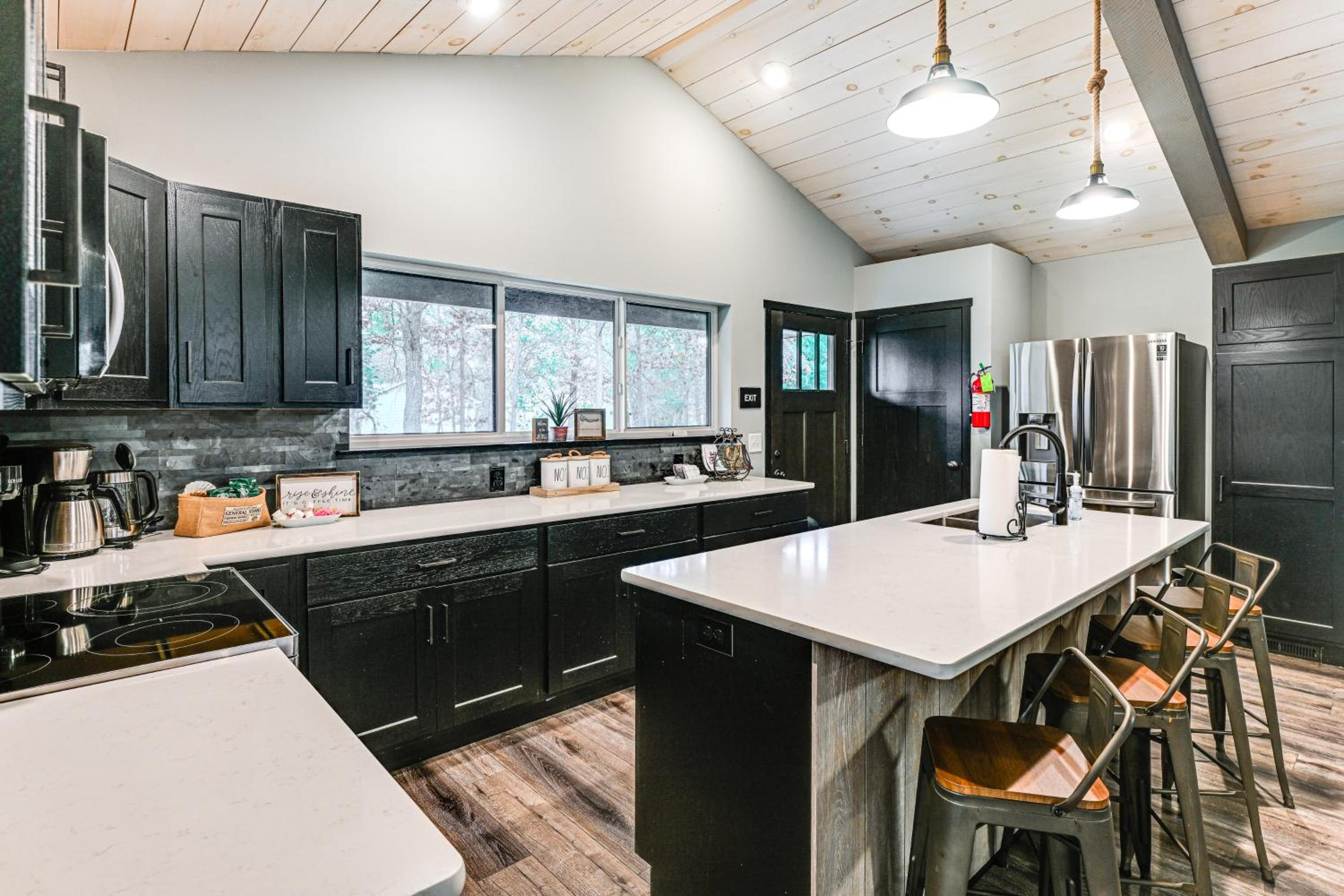 3 Mi to Sand Valley Golf Retreat By the Beach!