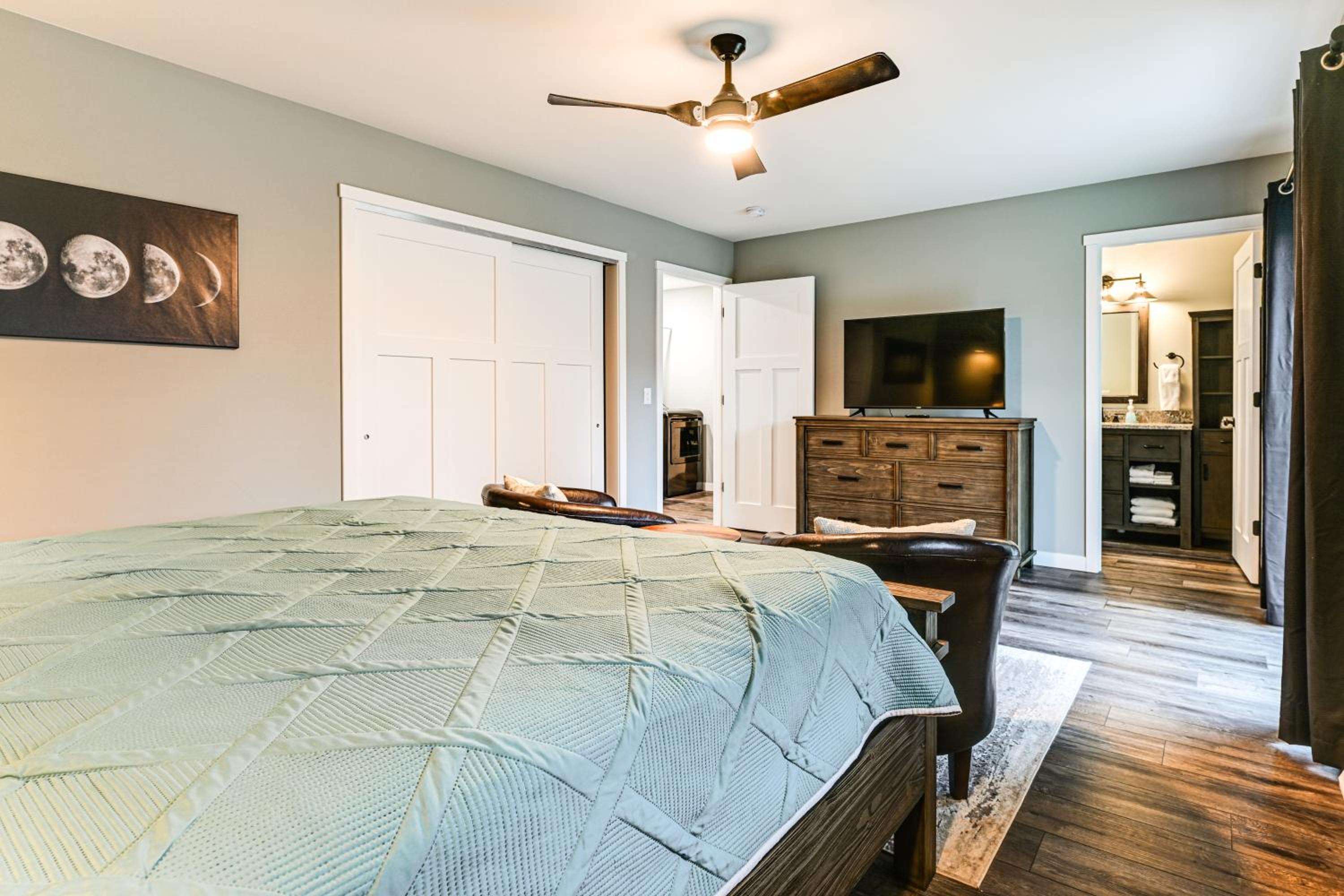 3 Mi to Sand Valley Golf Retreat By the Beach!