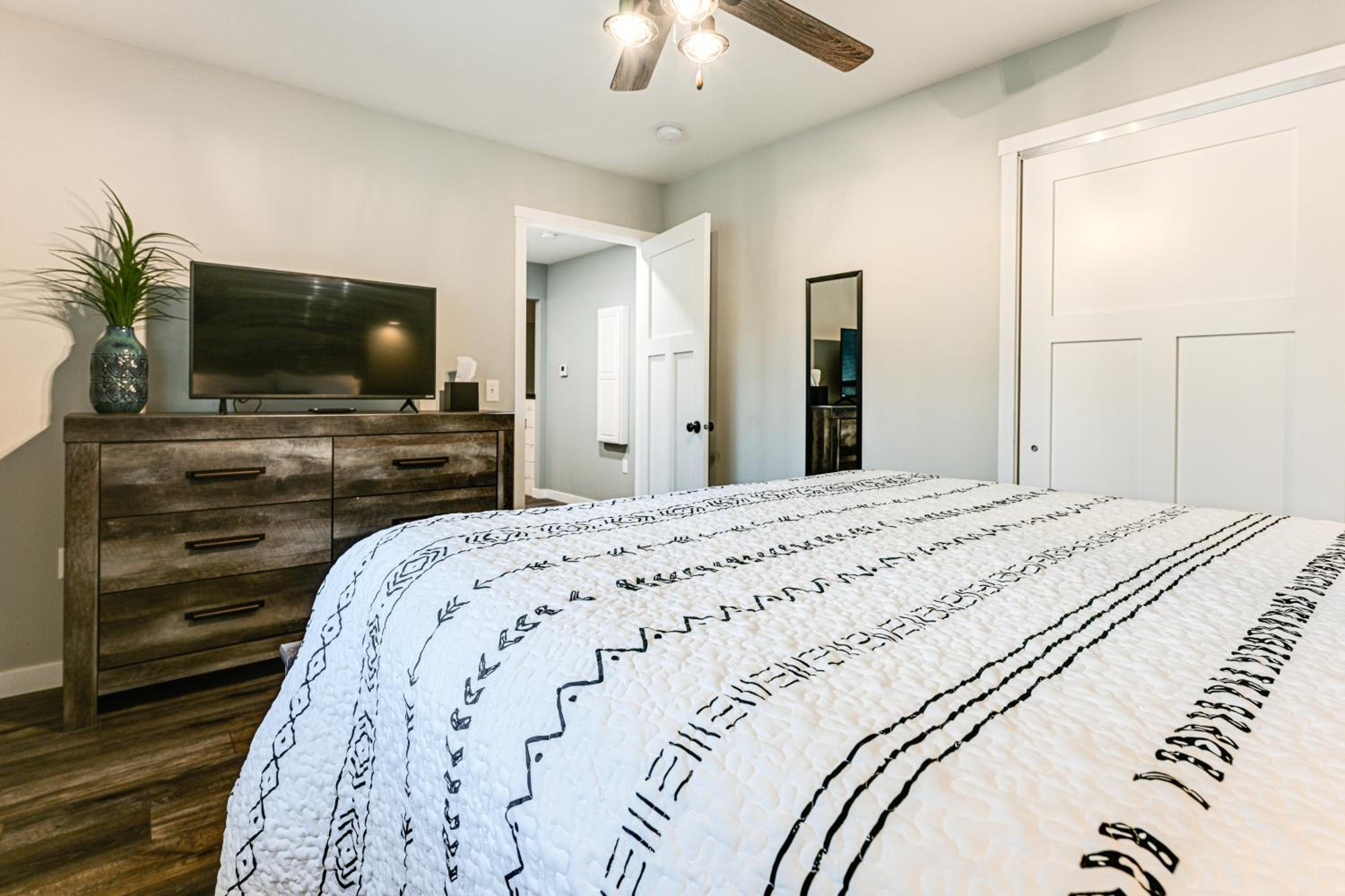 3 Mi to Sand Valley Golf Retreat By the Beach!