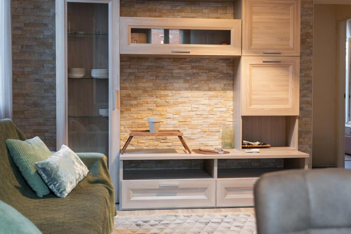 Emilia Suite Home