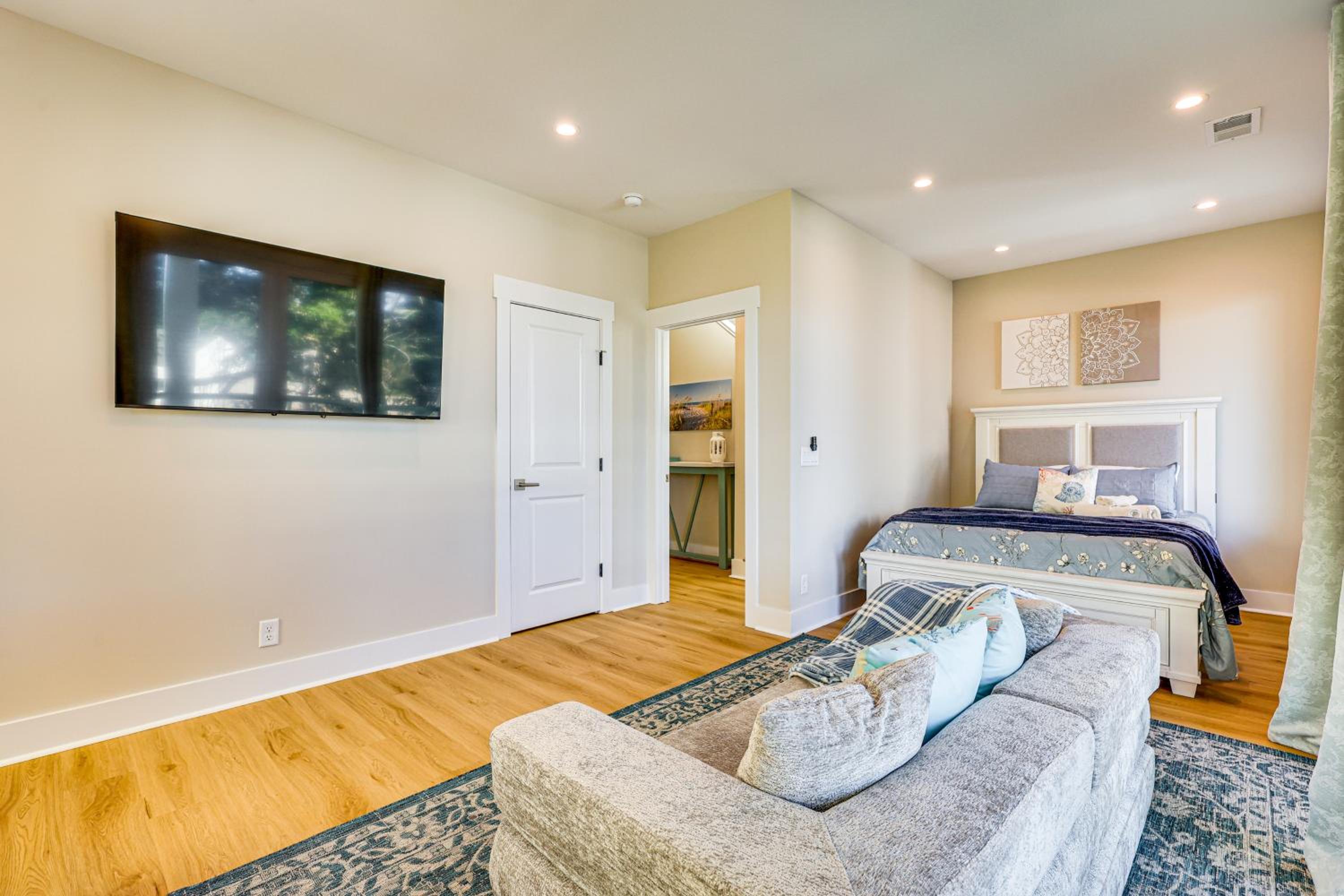 Walk to Water and Greenway! Luxe Carolina Beach Home