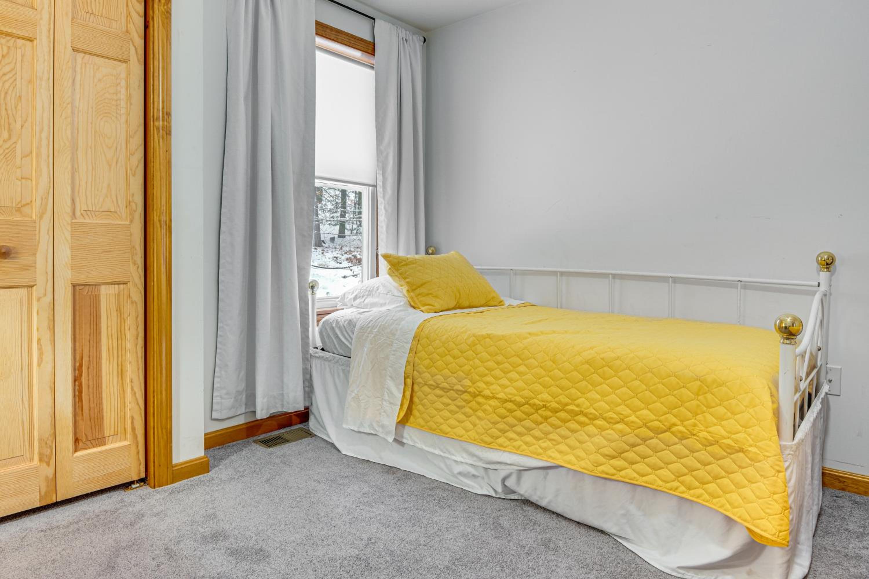 Family Retreat Near Winter Trails in Wakefield!