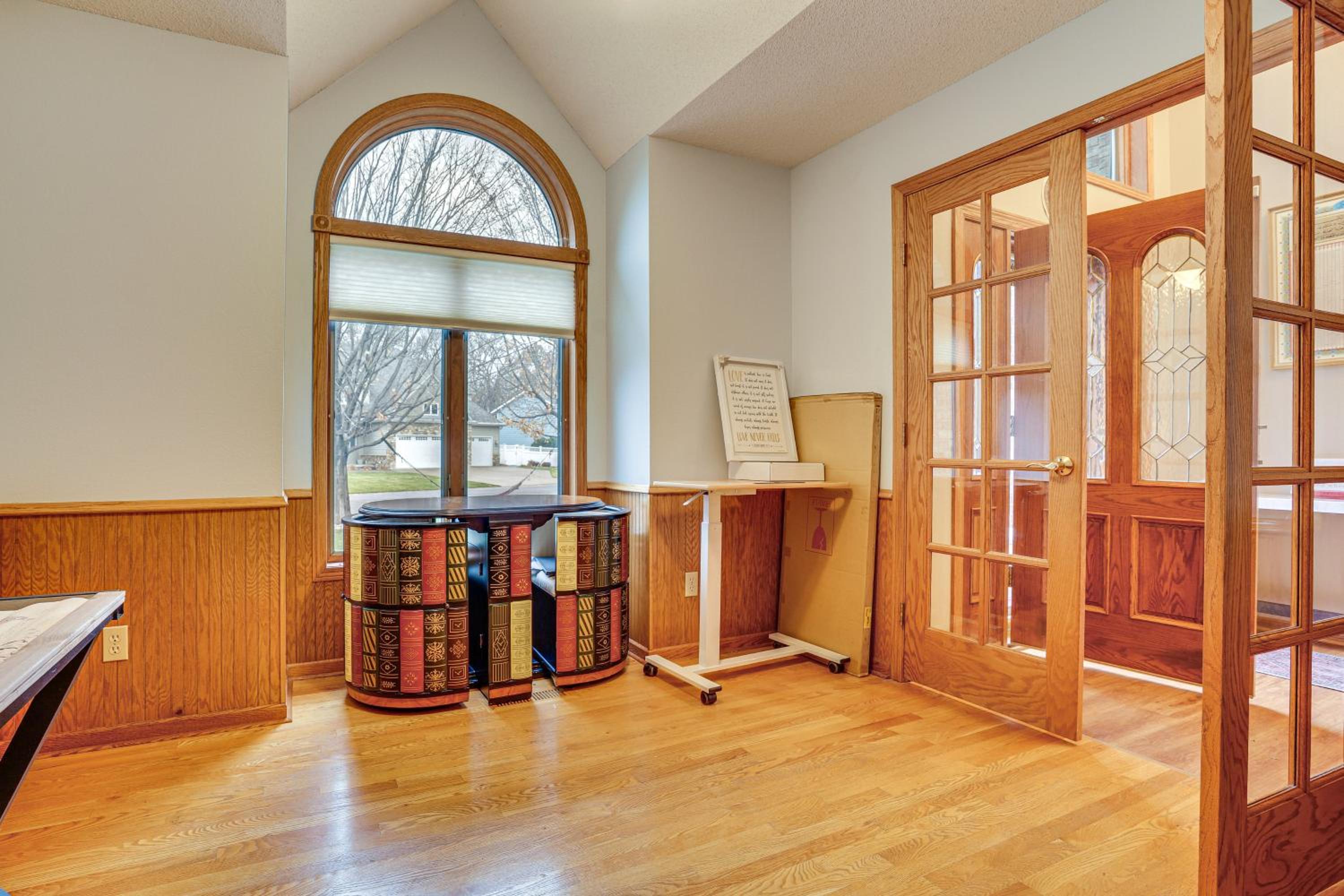 Rare Gem on a Ravine, Family Home in North Mankato