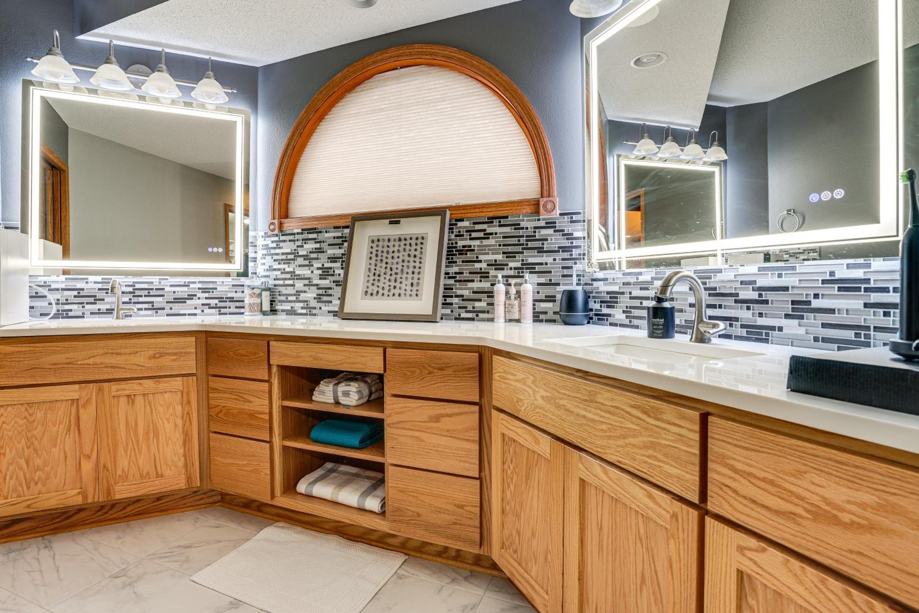 Rare Gem on a Ravine, Family Home in North Mankato
