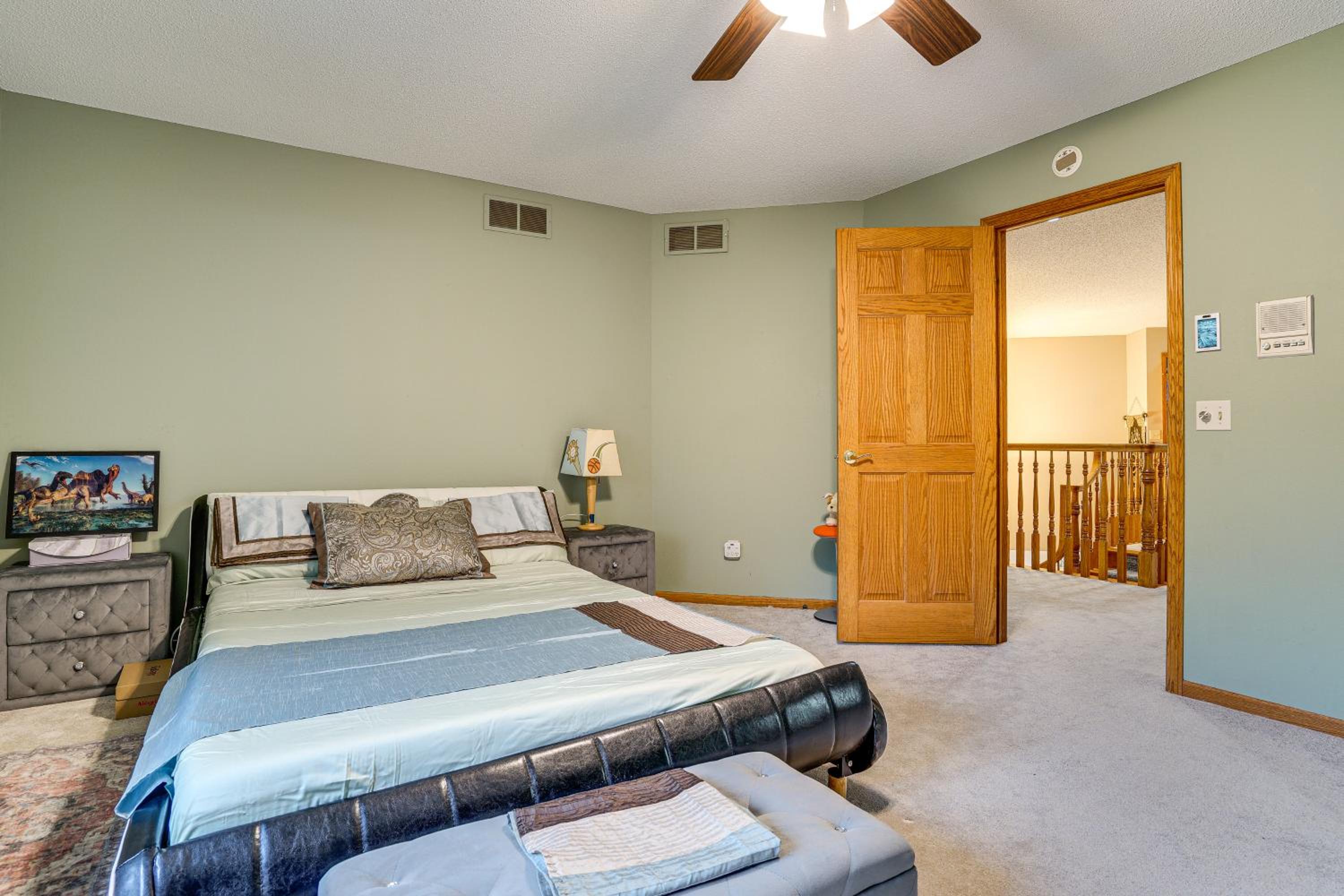 Rare Gem on a Ravine, Family Home in North Mankato
