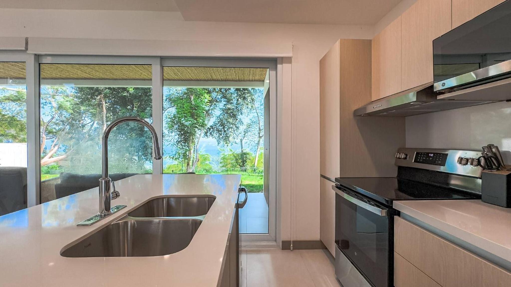 New 4BDR Ocean Mountain View Villa - Mar a Mar