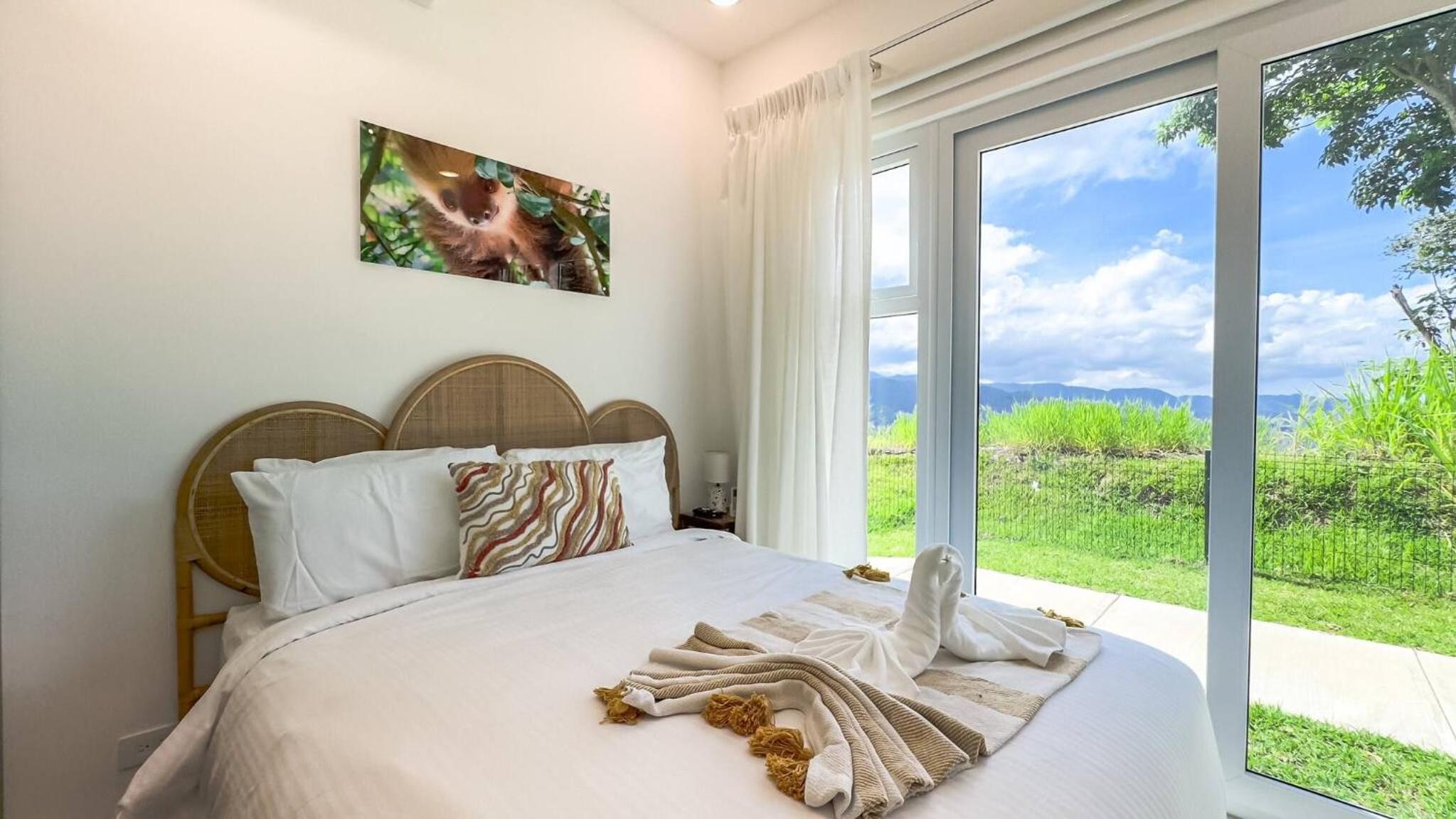 New 4BDR Ocean Mountain View Villa - Mar a Mar