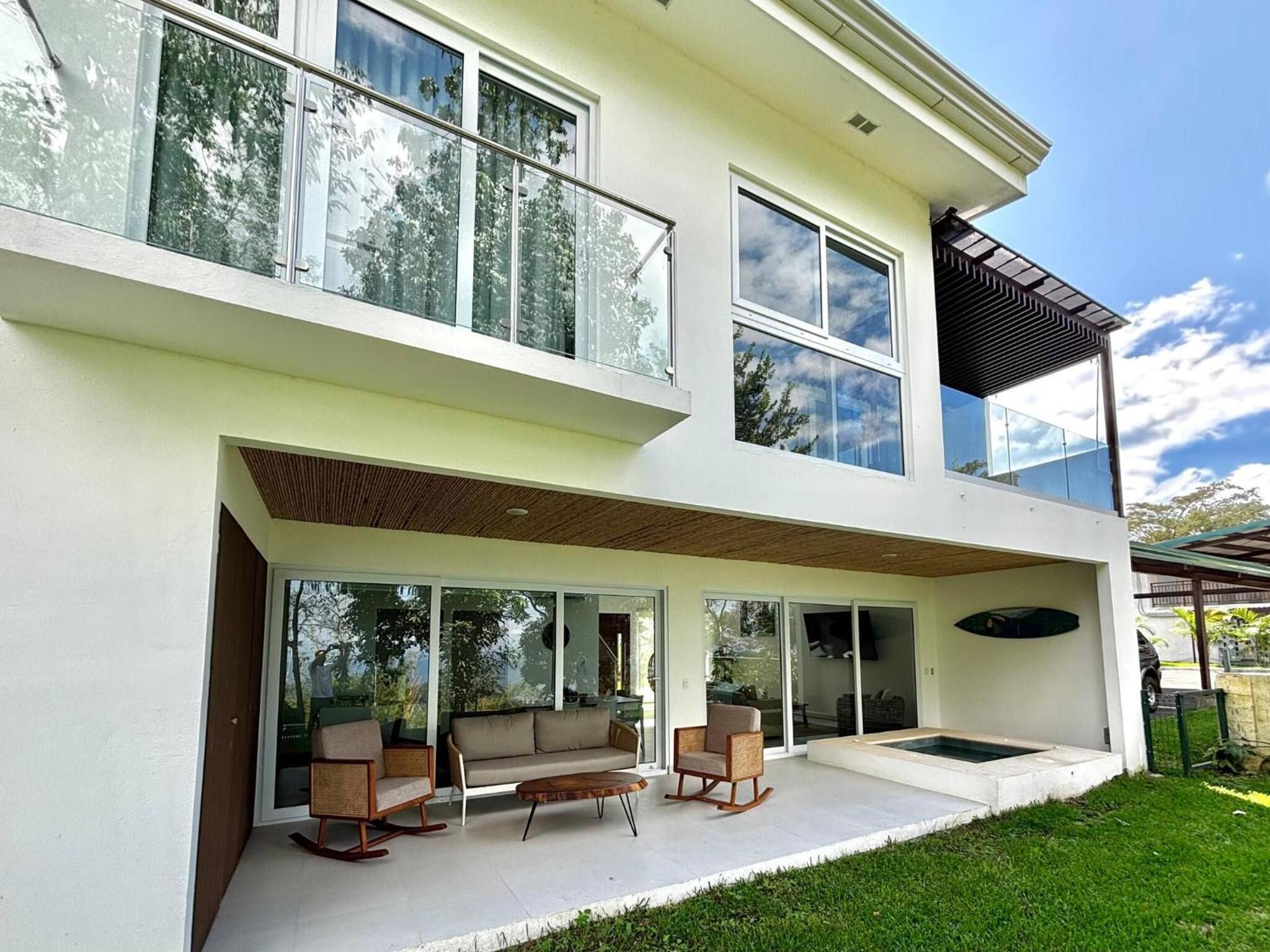 New 4BDR Ocean Mountain View Villa - Mar a Mar