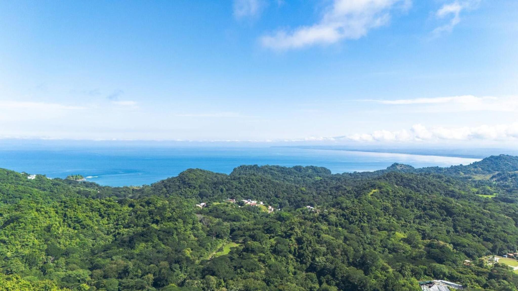 New 4BDR Ocean Mountain View Villa - Mar a Mar