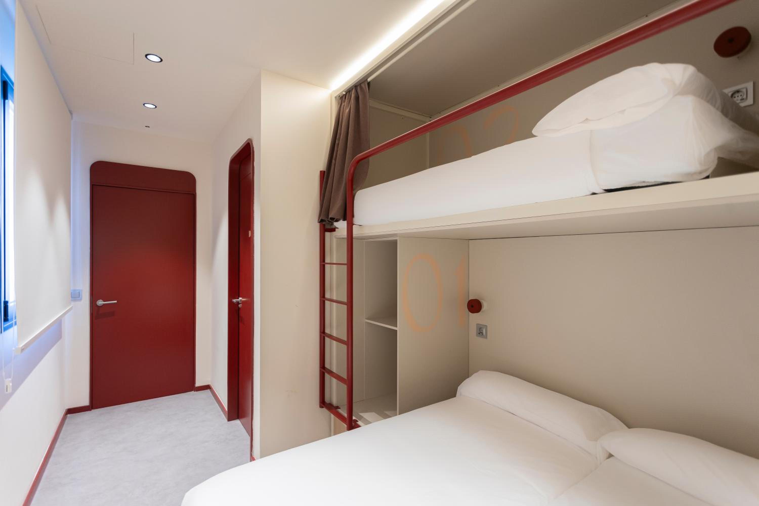 Camila Hostel Valencia