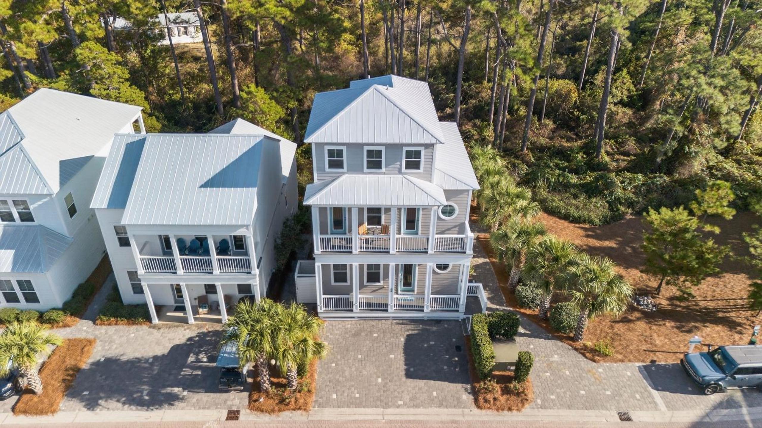 5min Walk to Dune Allen Beach Access Deck w Swing Charming 30A by AvantStay