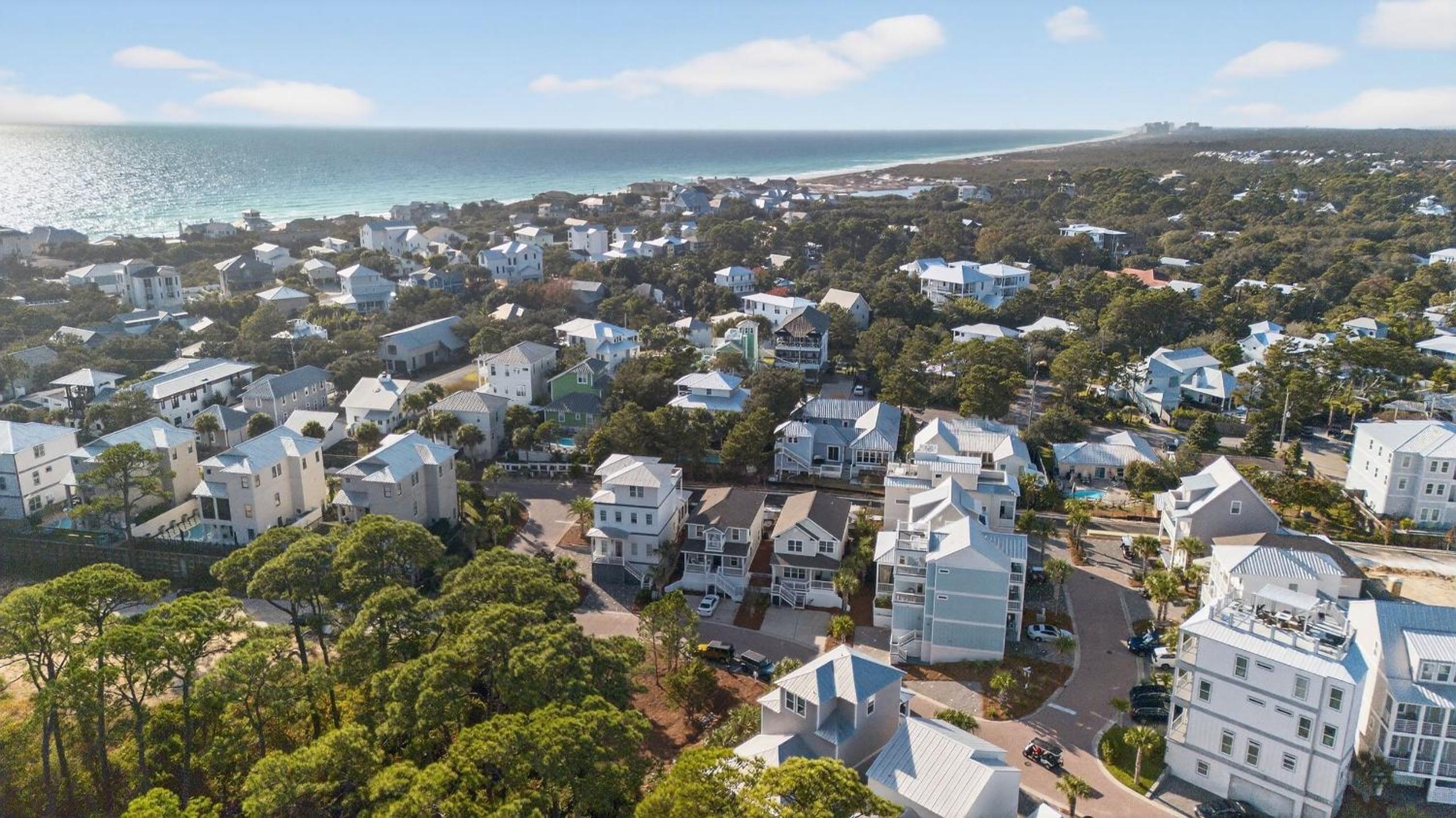 5min Walk to Dune Allen Beach Access Deck w Swing Charming 30A by AvantStay