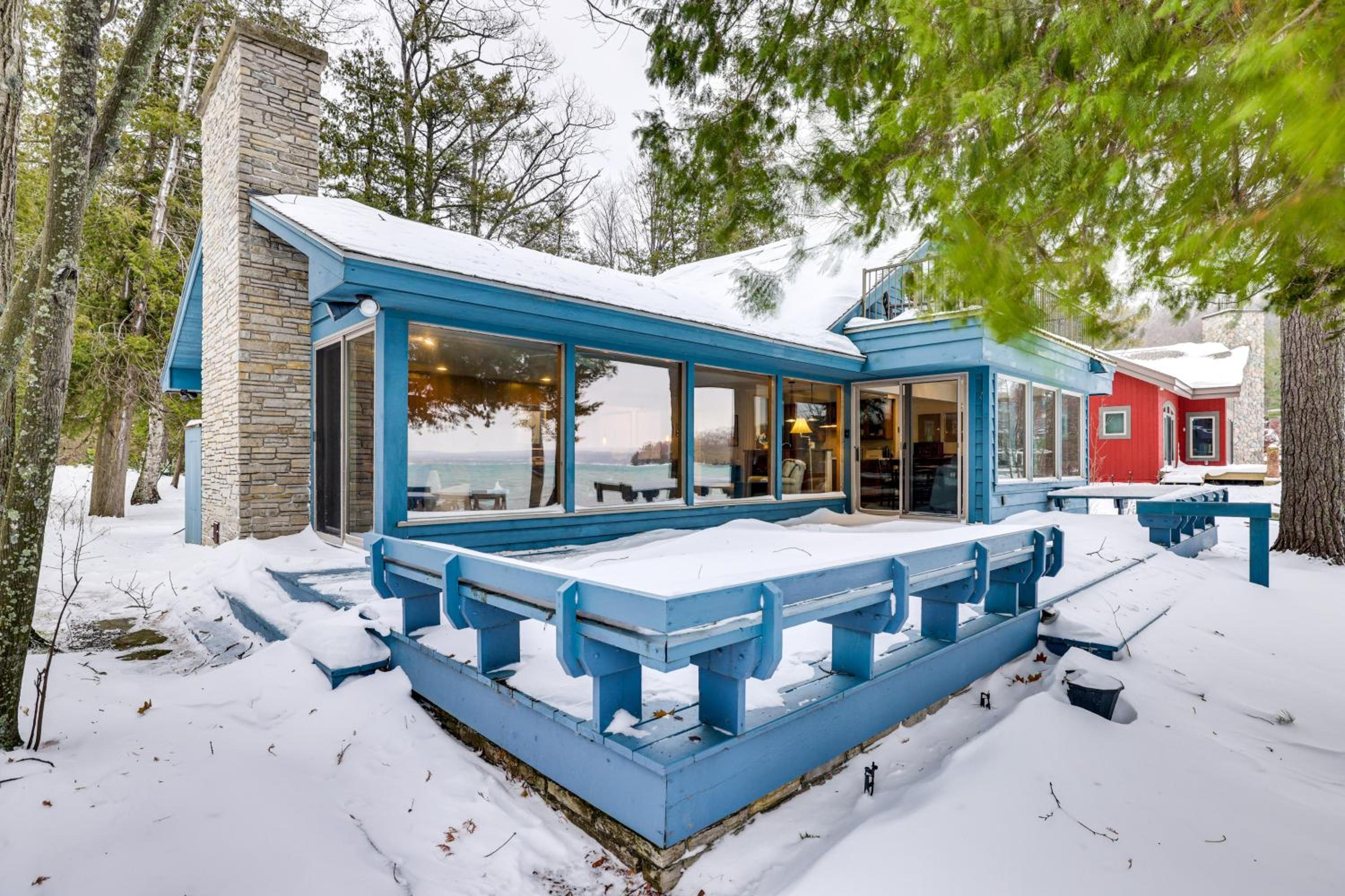 about 4,000 Sq Ft Cabin on Glen Lake Deck and Views!