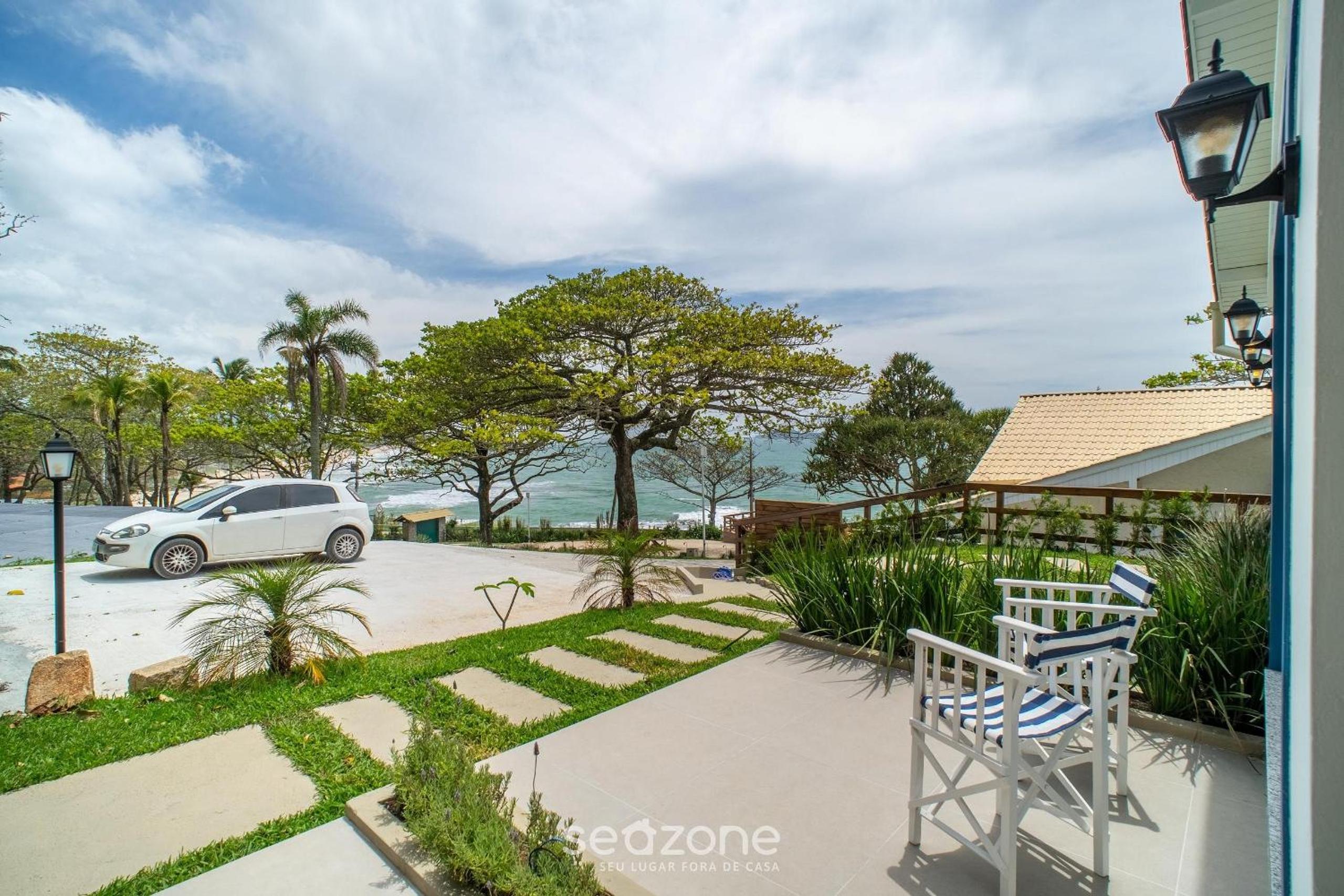 Beachfront condominium in Morro das Pedras - FTSs