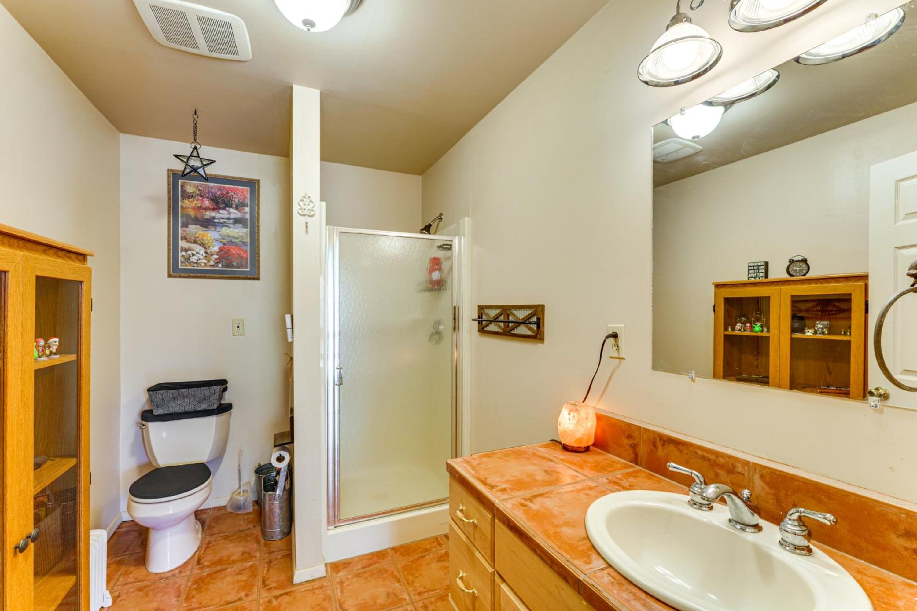 3 Mi to Angel Fire Resort! Quaint Apt on 2 Acres