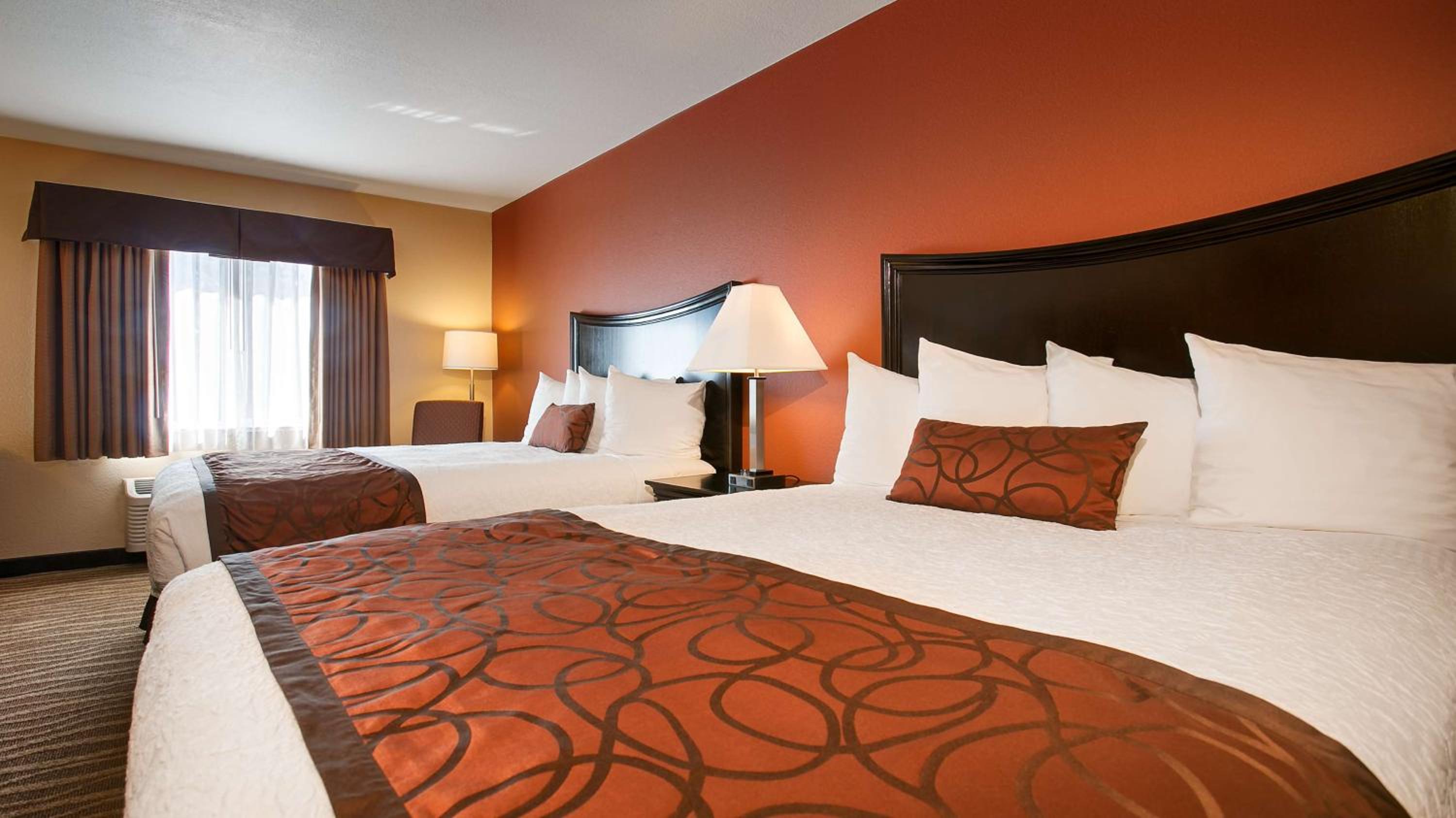 Best Western Plus Corning Inn - Property Image 3