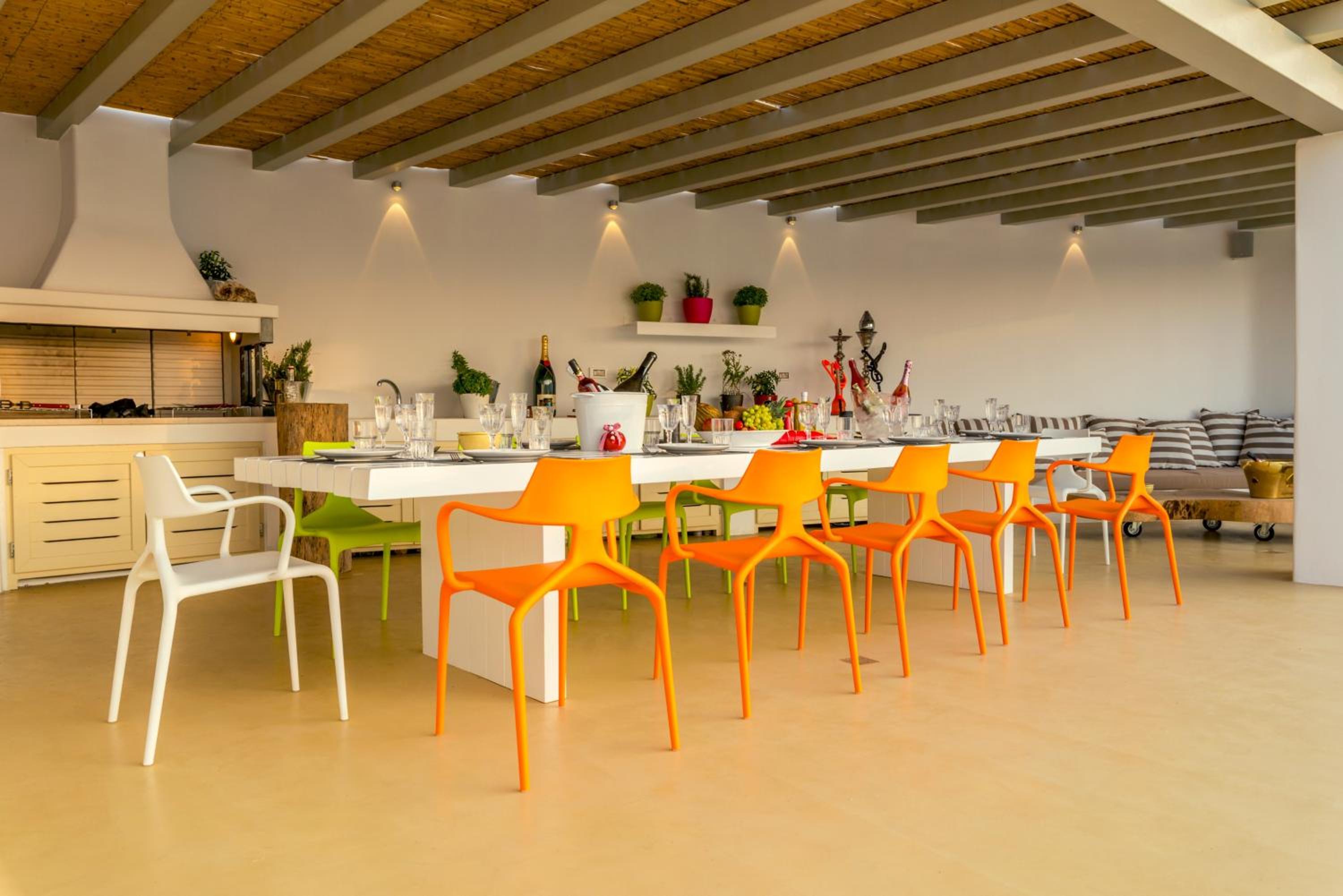 dining
