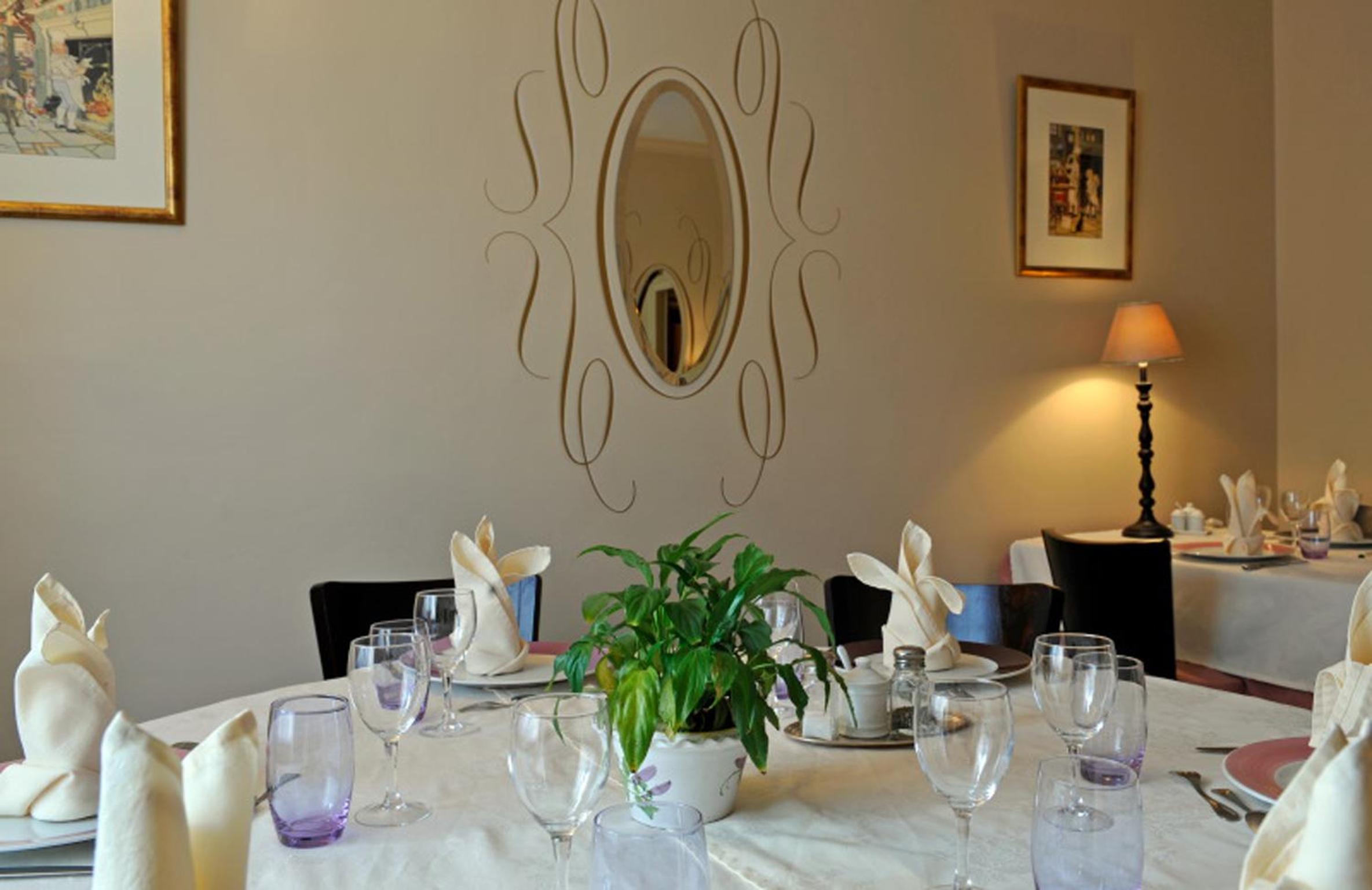restaurant