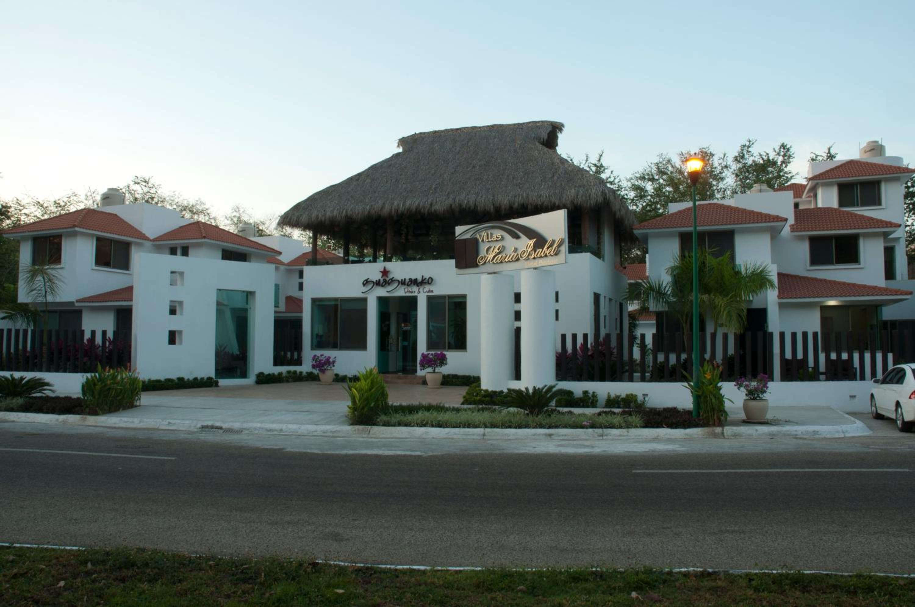 Villas Maria Isabel